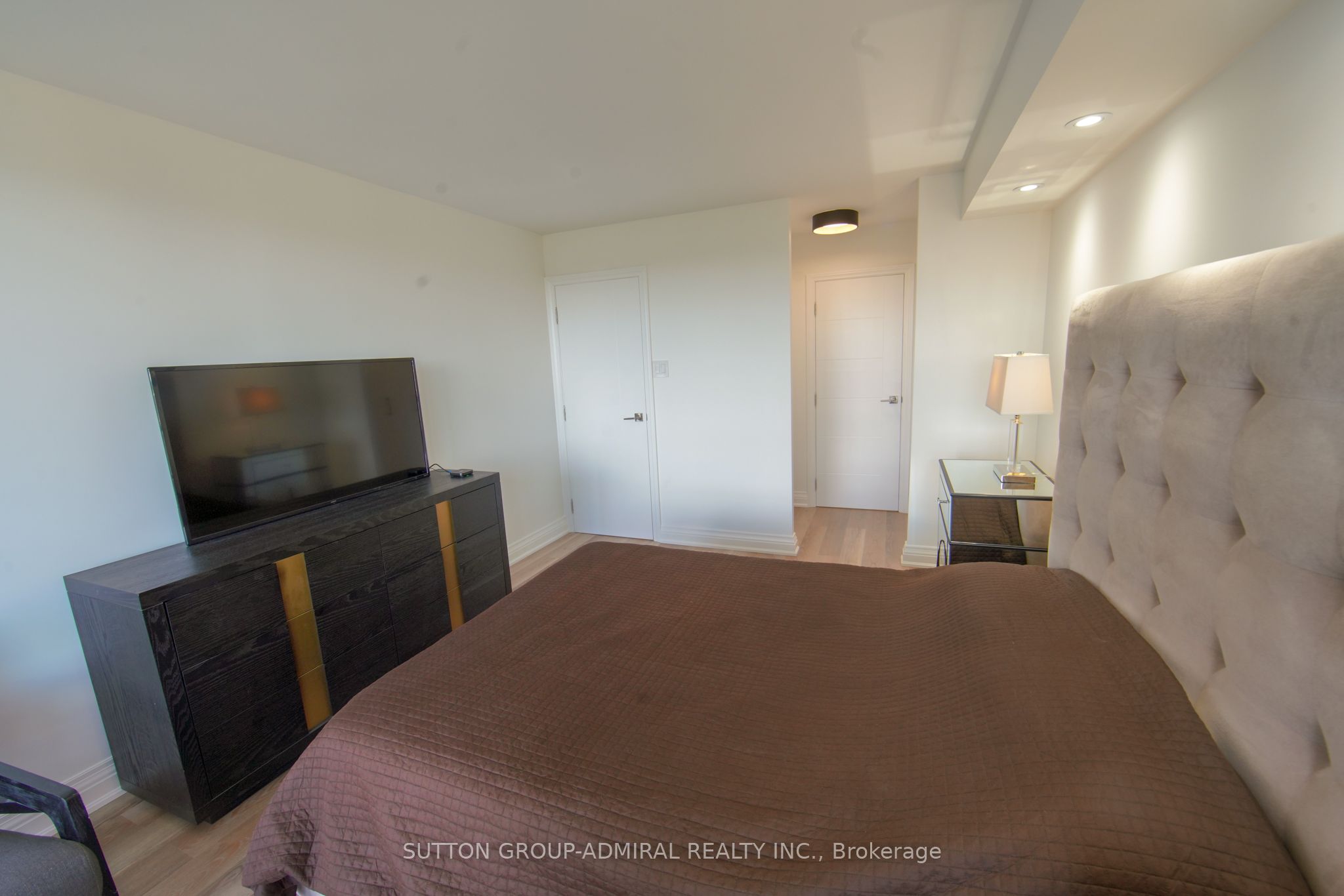 7420 Bathurst Street 606 Property Photo 24