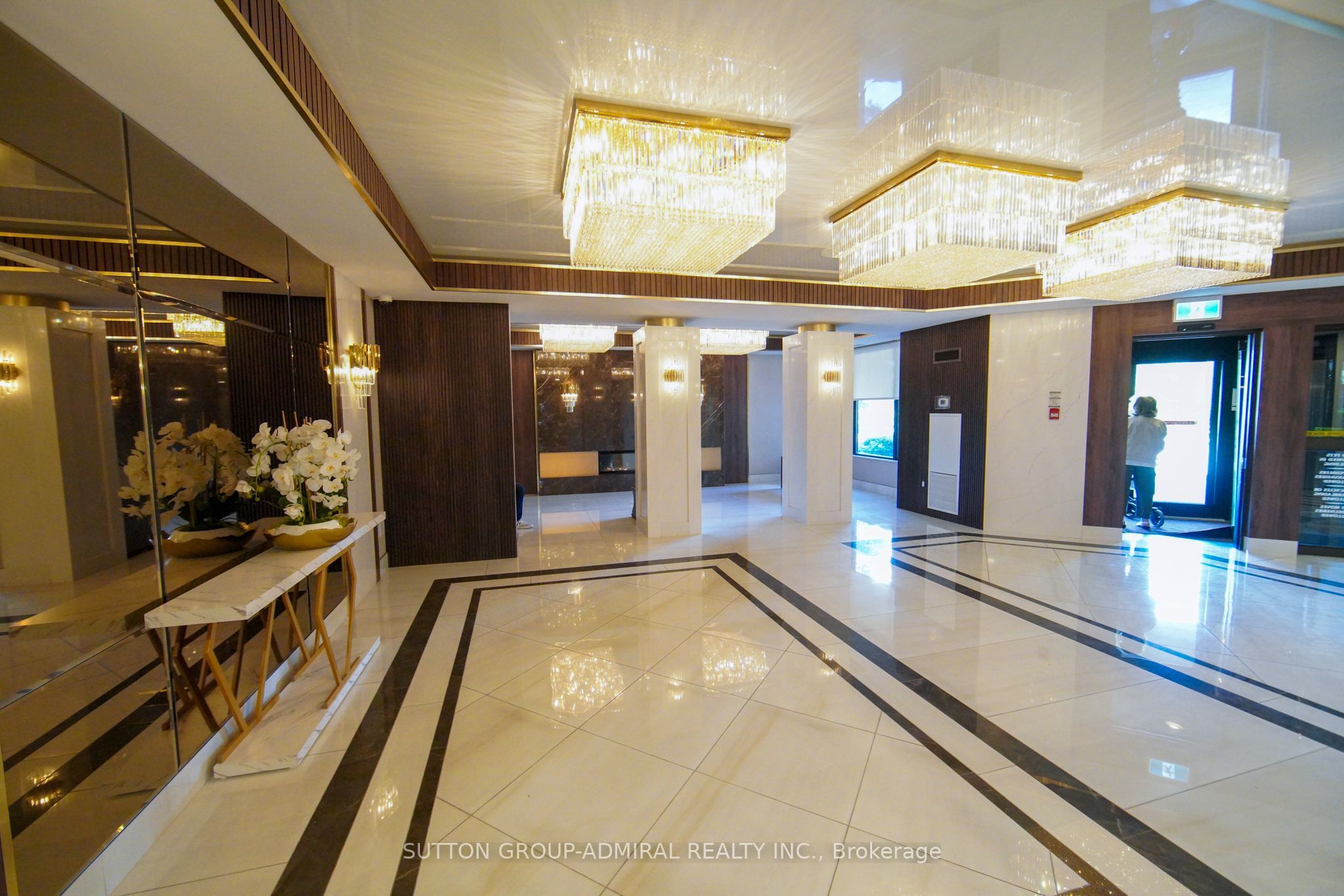 7420 Bathurst Street 606 Property Photo 28
