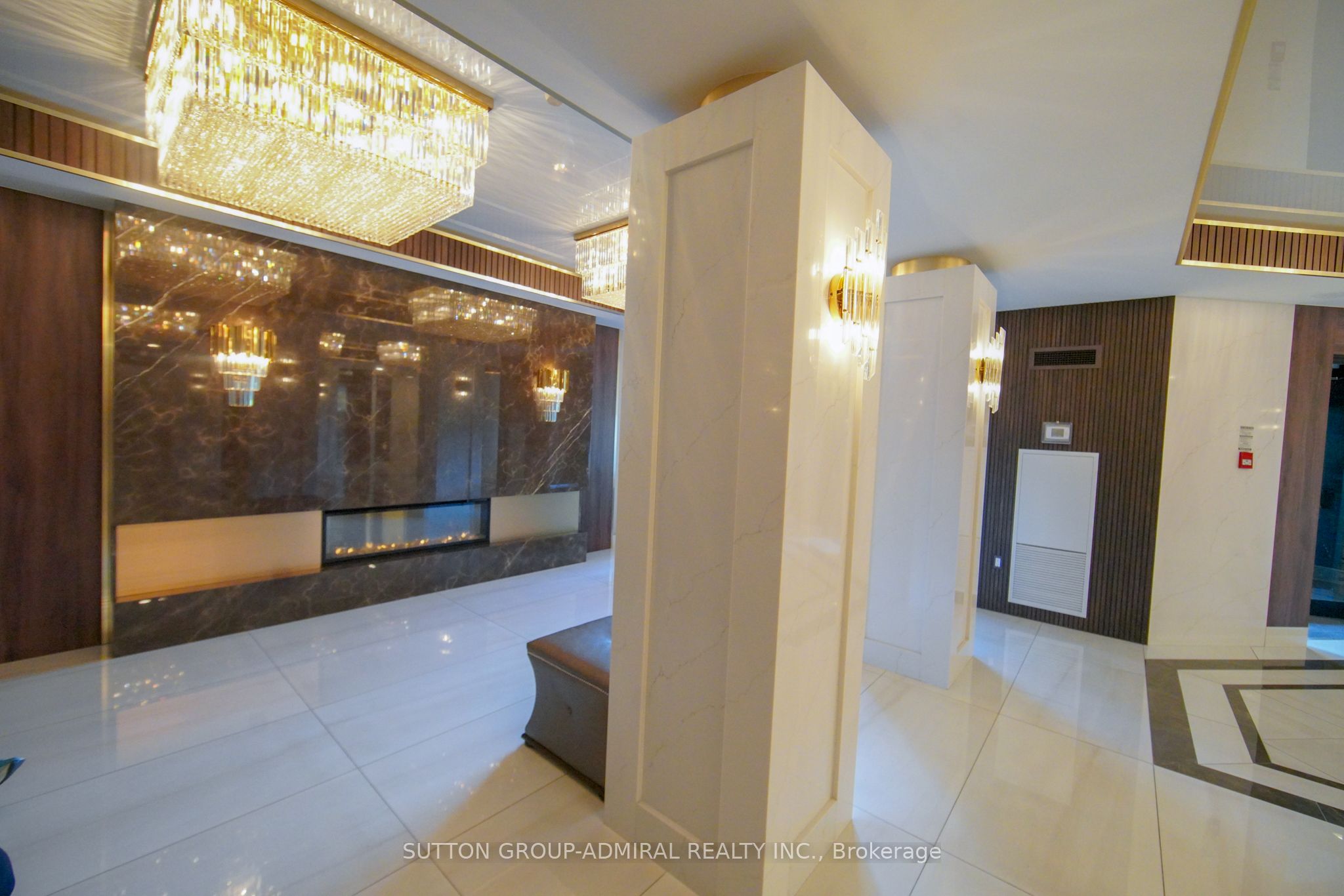 7420 Bathurst Street 606 Property Photo 29