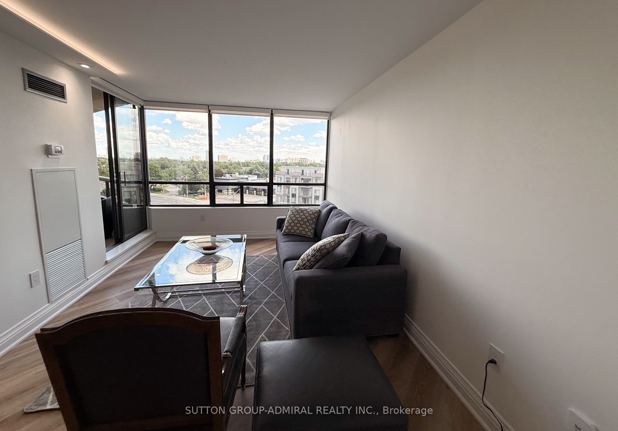 7420 Bathurst Street 606 Property Photo 42