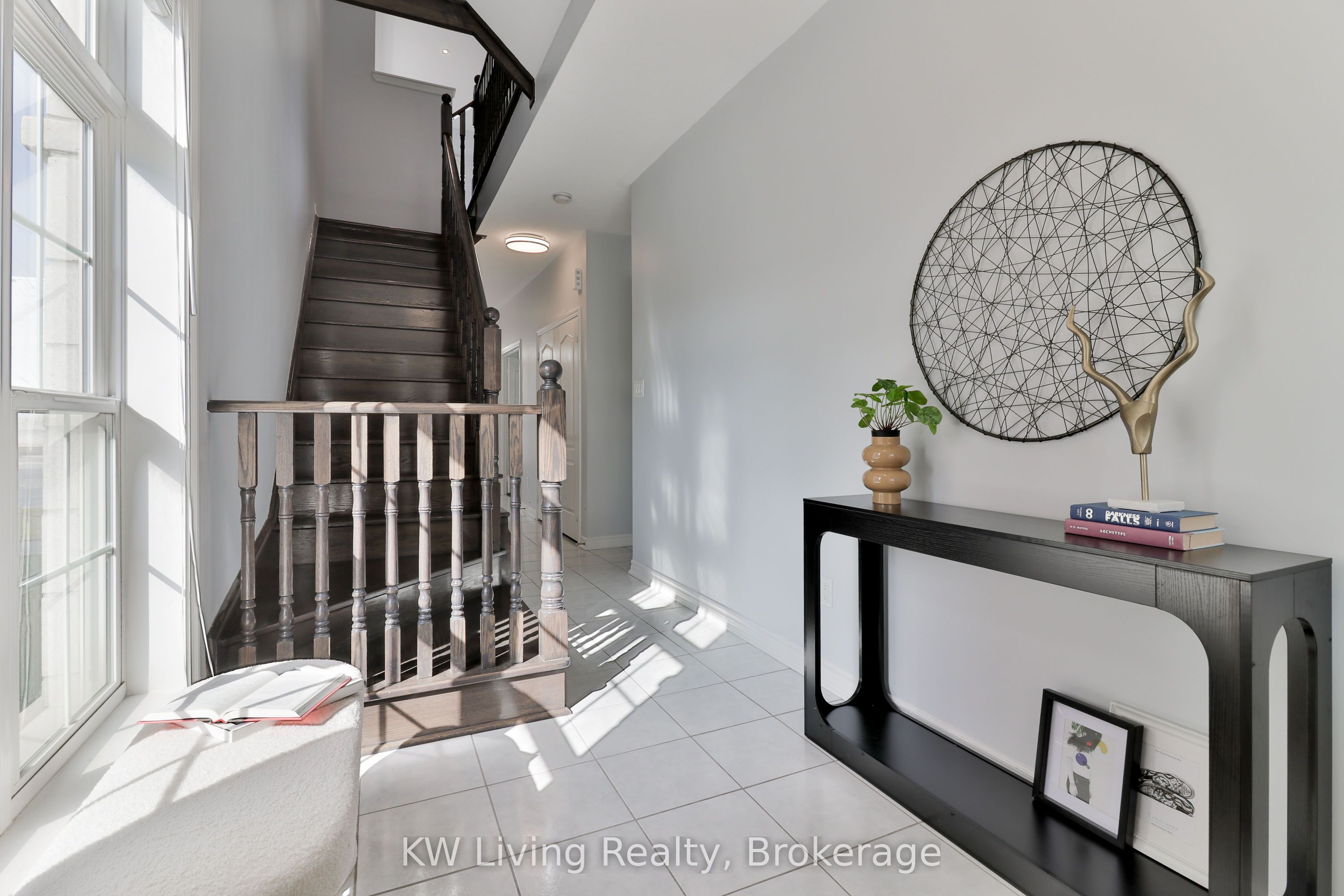 10373 Woodbine Avenue E Property Photo 5