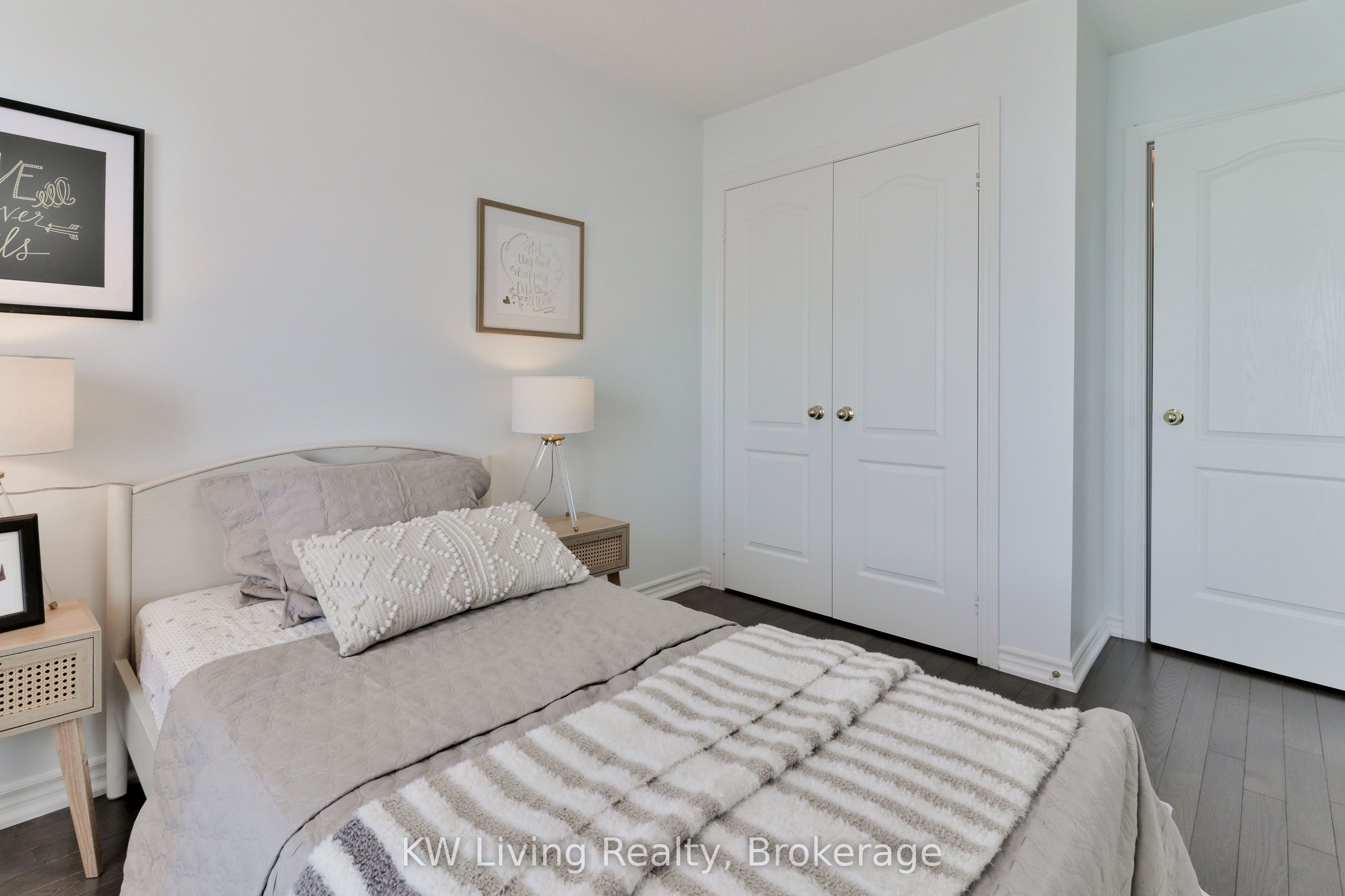 10373 Woodbine Avenue E Property Photo 37