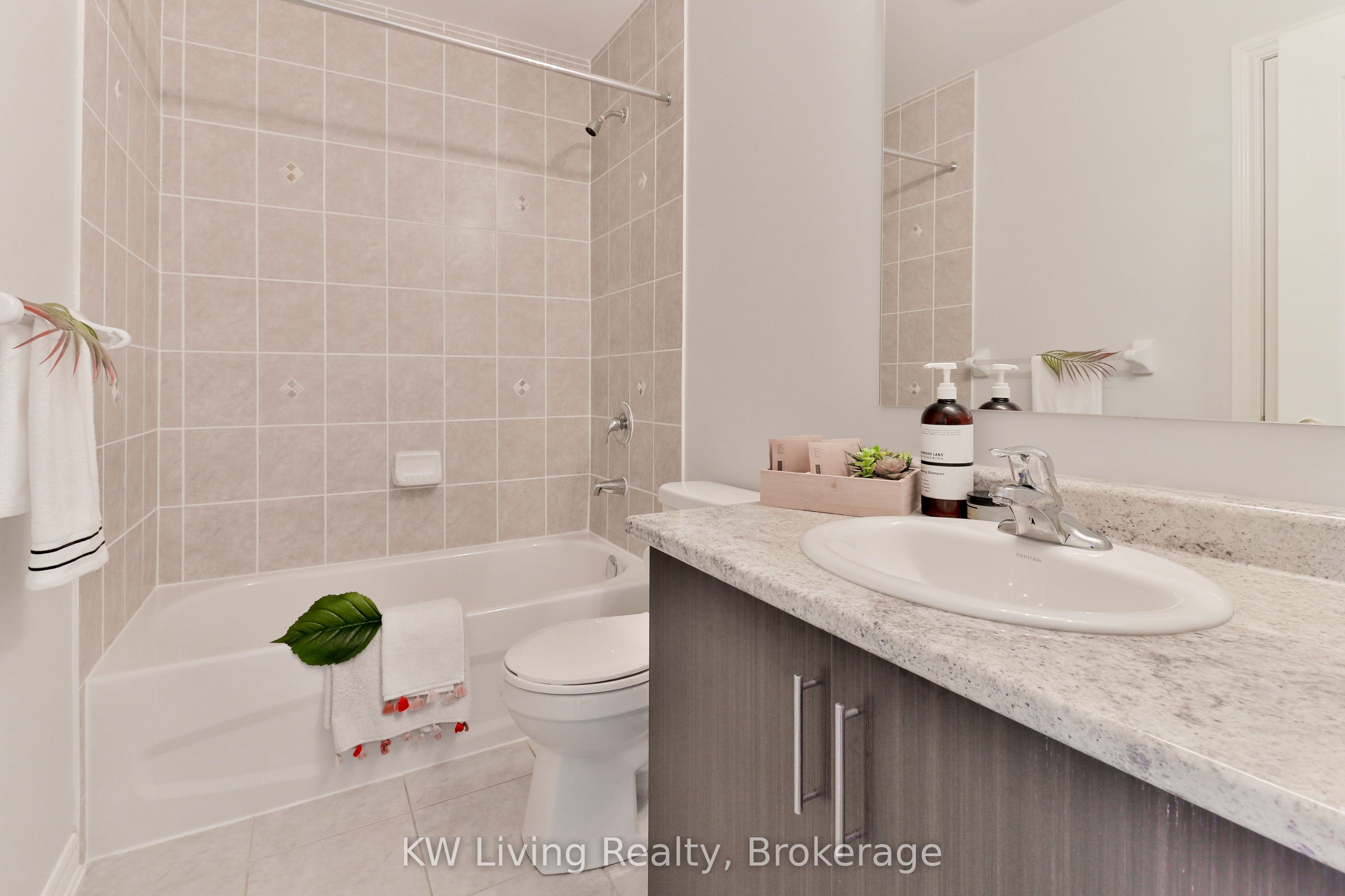 10373 Woodbine Avenue E Property Photo 38