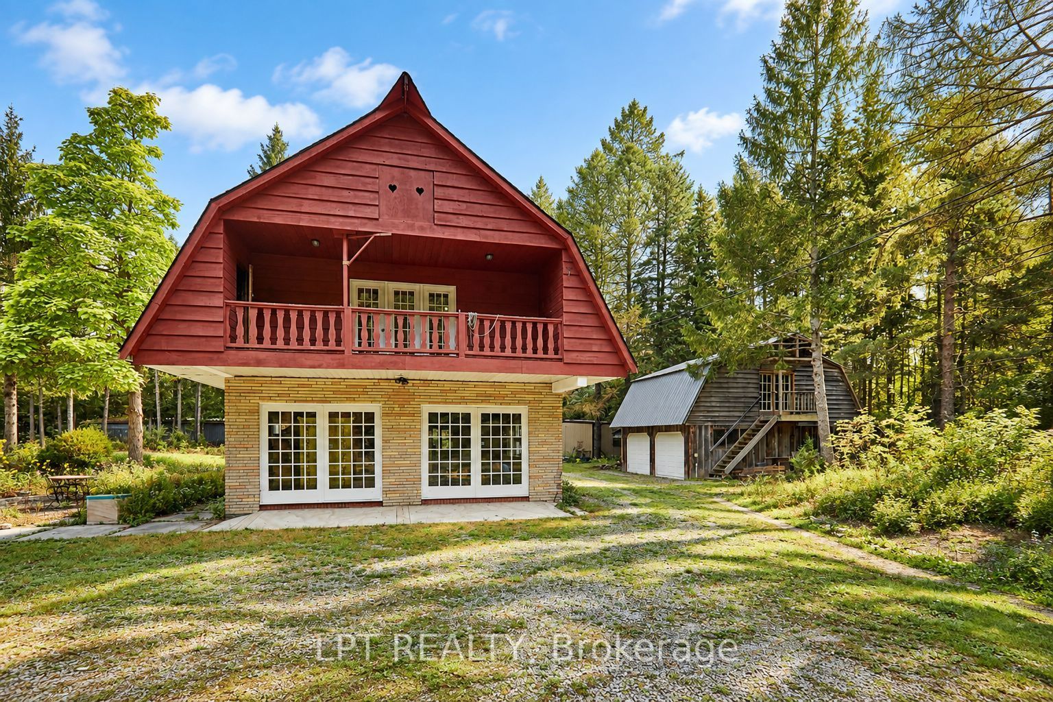 298 Wees Road Property Photo 3