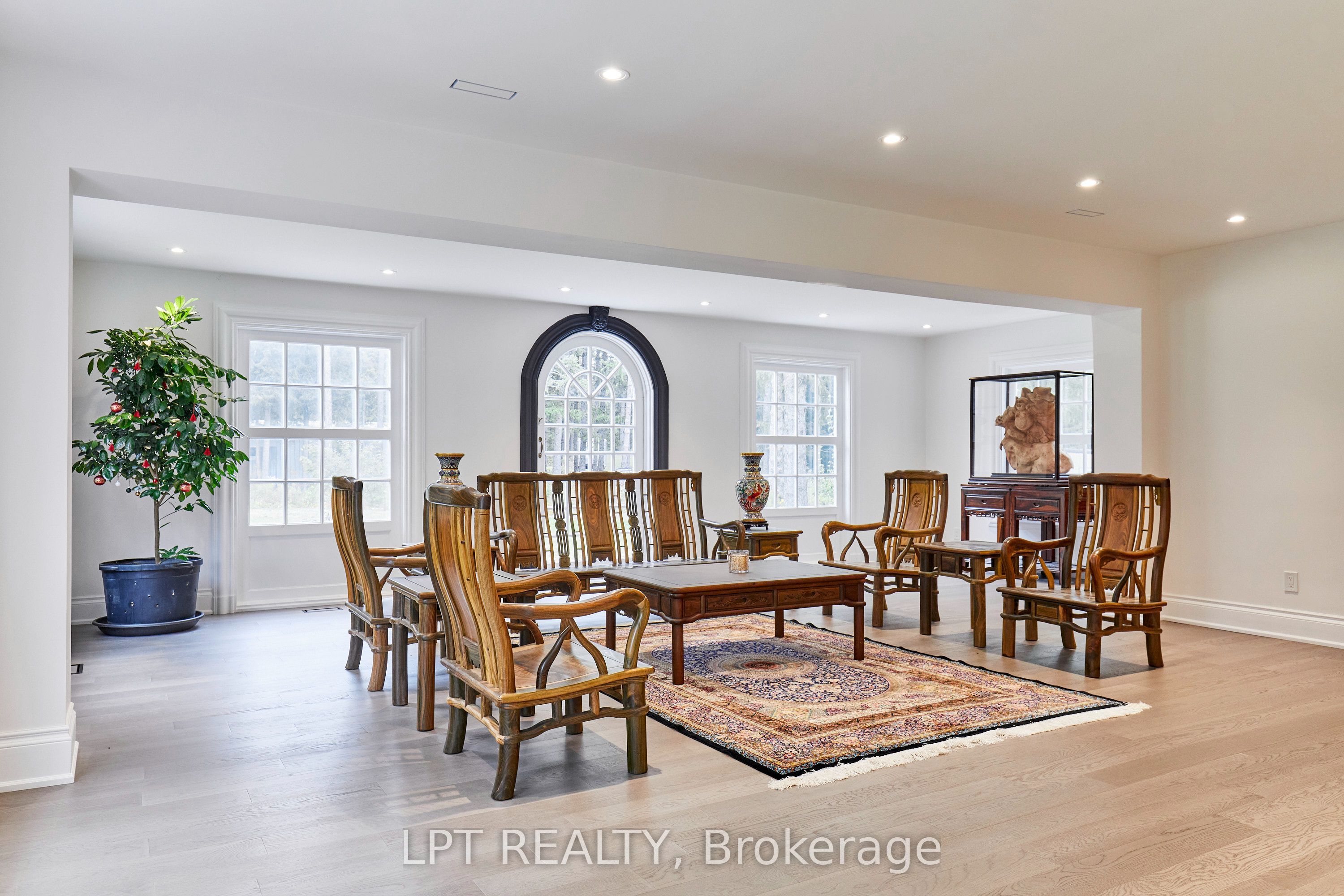 298 Wees Road Property Photo 12