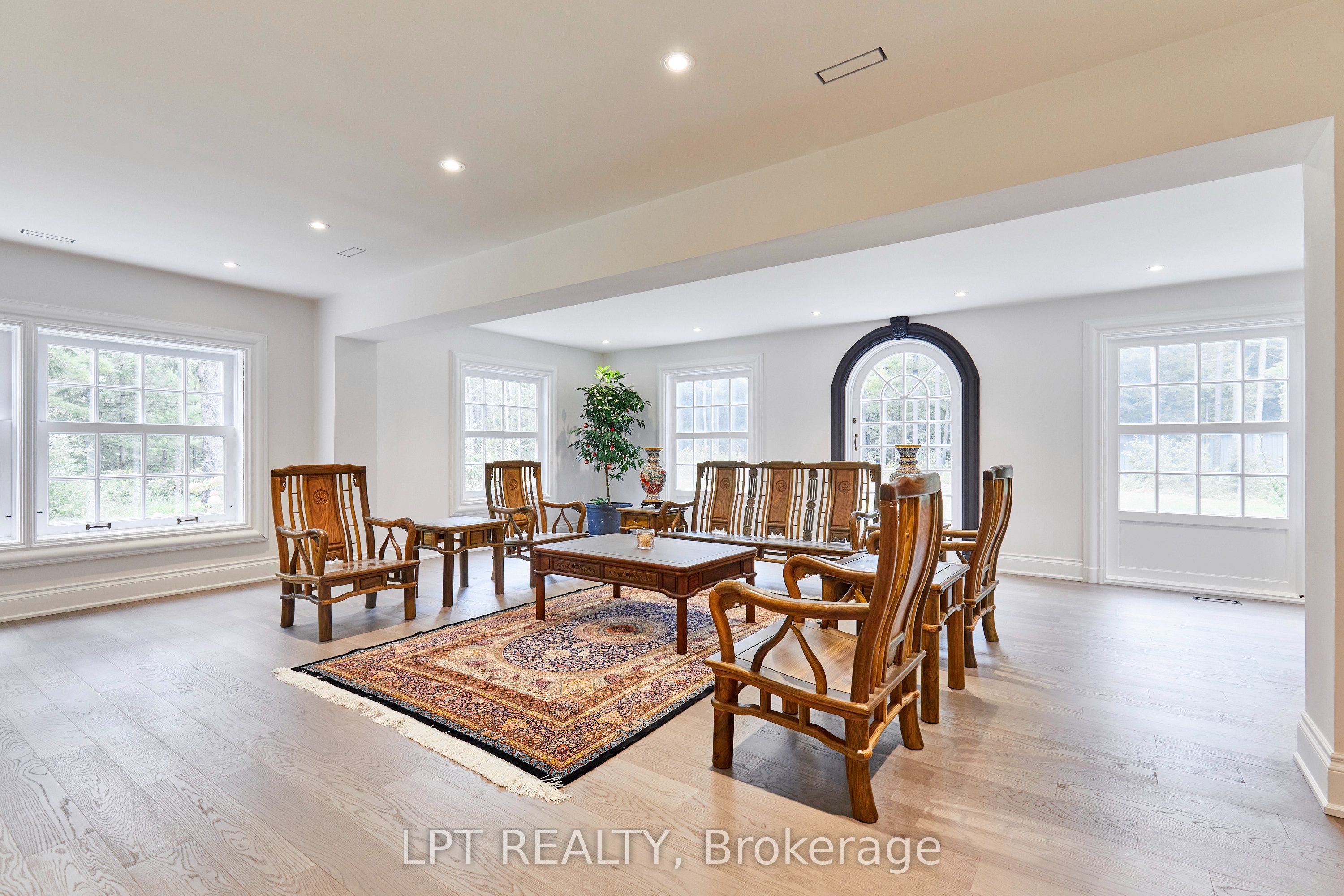 298 Wees Road Property Photo 14