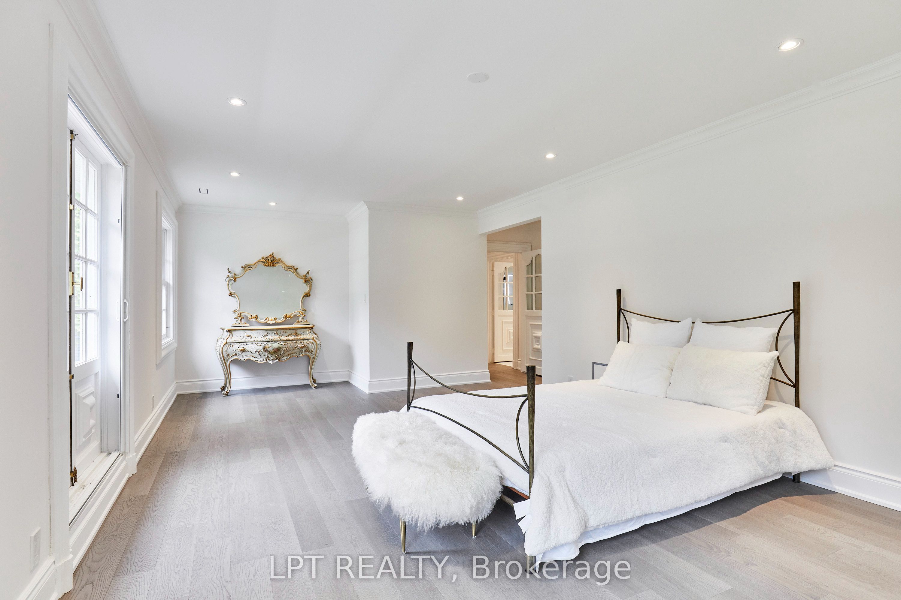 298 Wees Road Property Photo 30