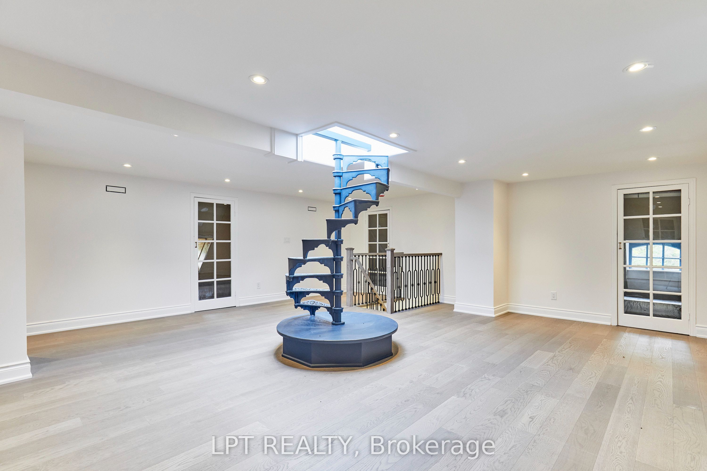298 Wees Road Property Photo 37