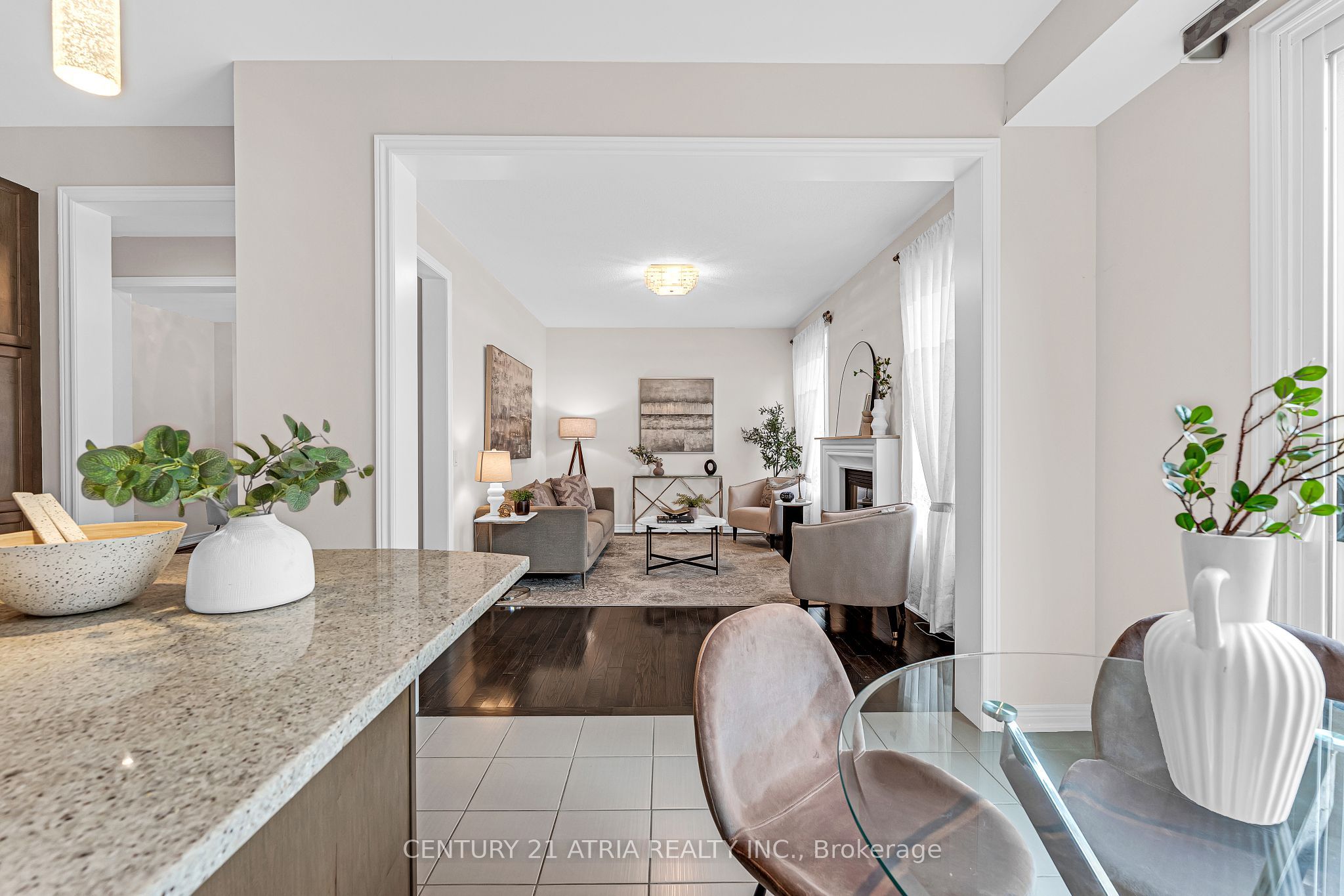 468 Kwapis Boulevard Property Photo 8