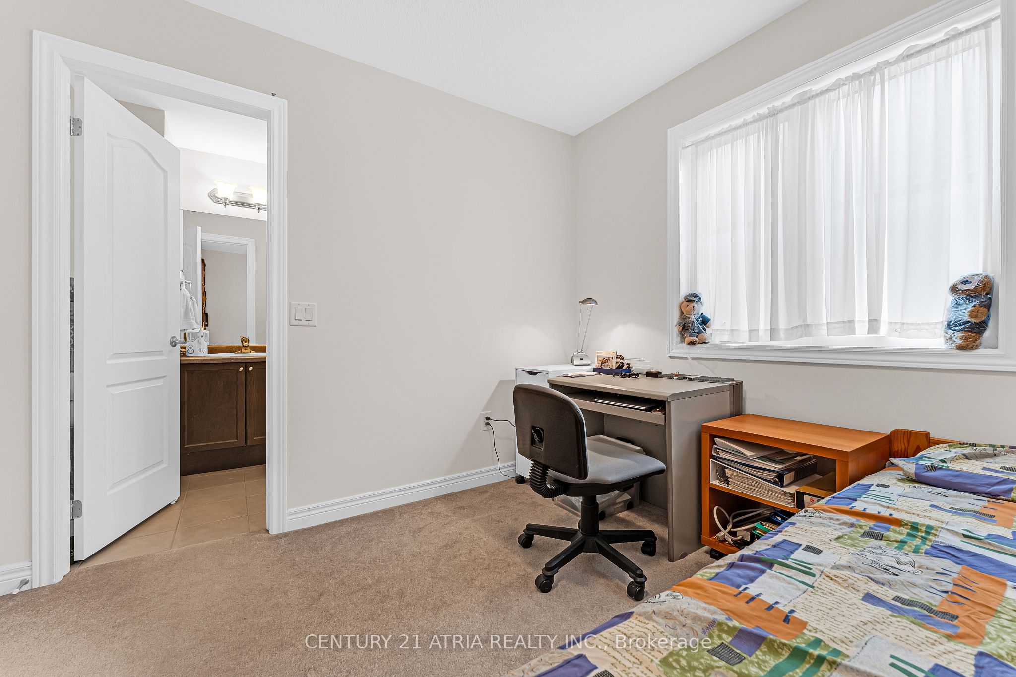 468 Kwapis Boulevard Property Photo 18