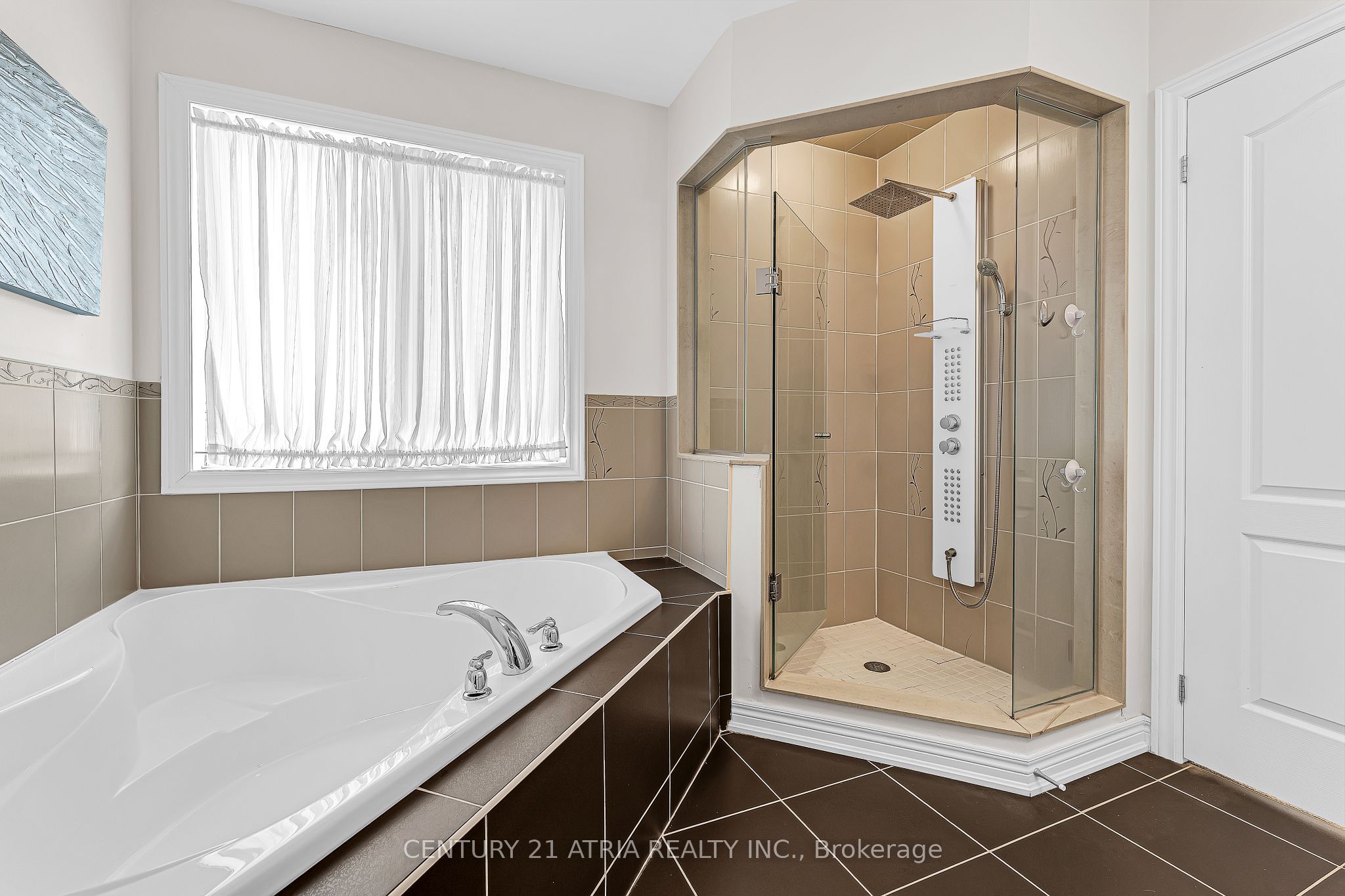 468 Kwapis Boulevard Property Photo 20