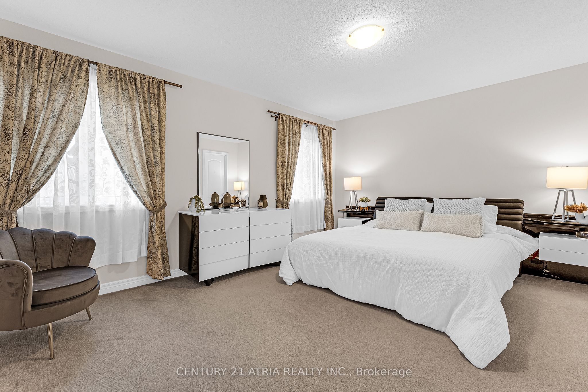 468 Kwapis Boulevard Property Photo 22