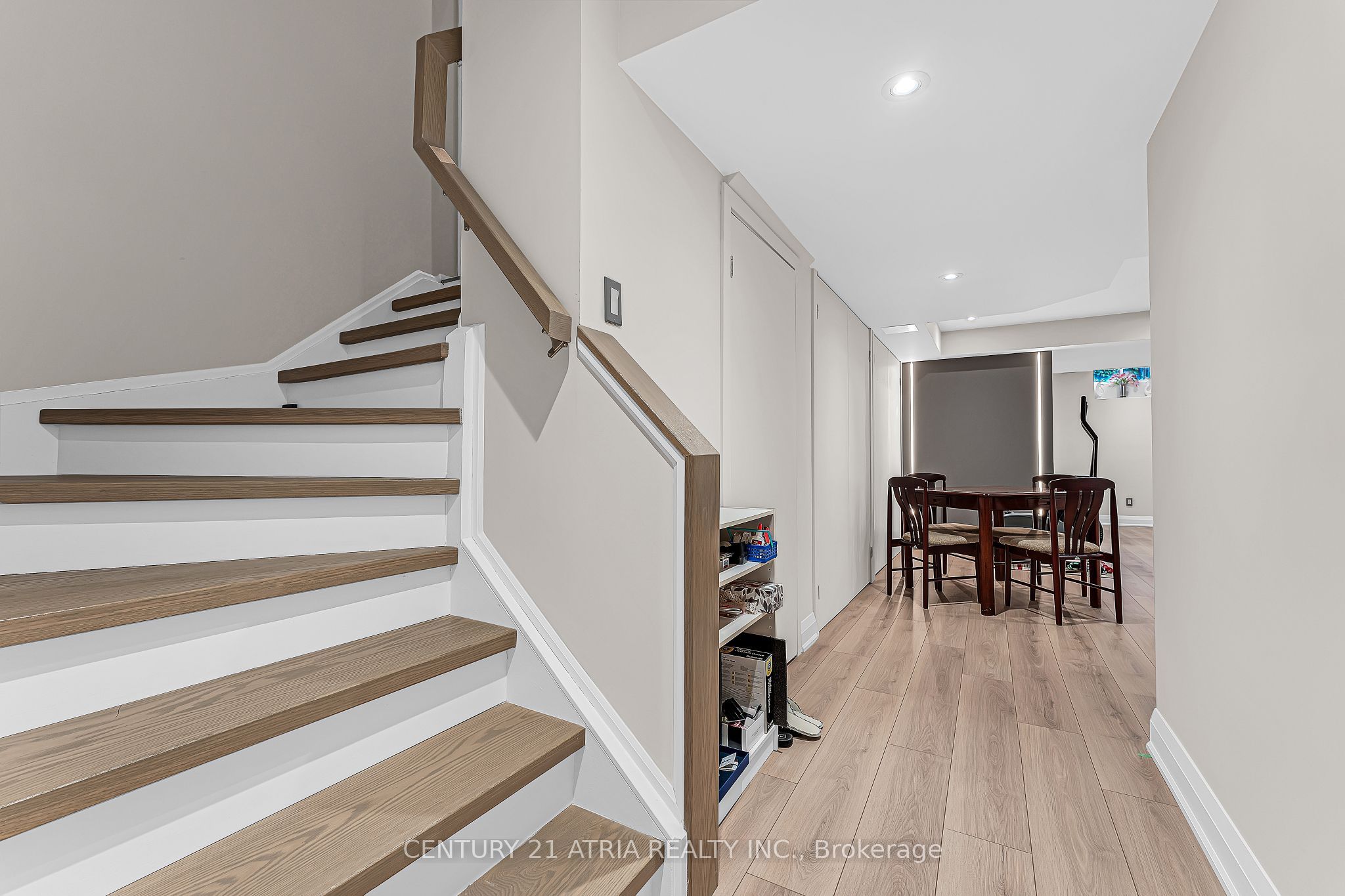468 Kwapis Boulevard Property Photo 24