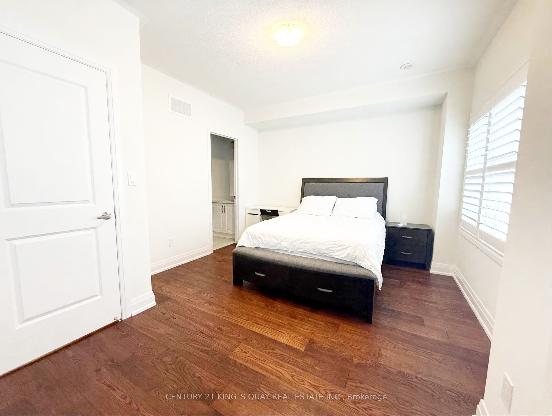 15 Maybank Lane Property Photo 6