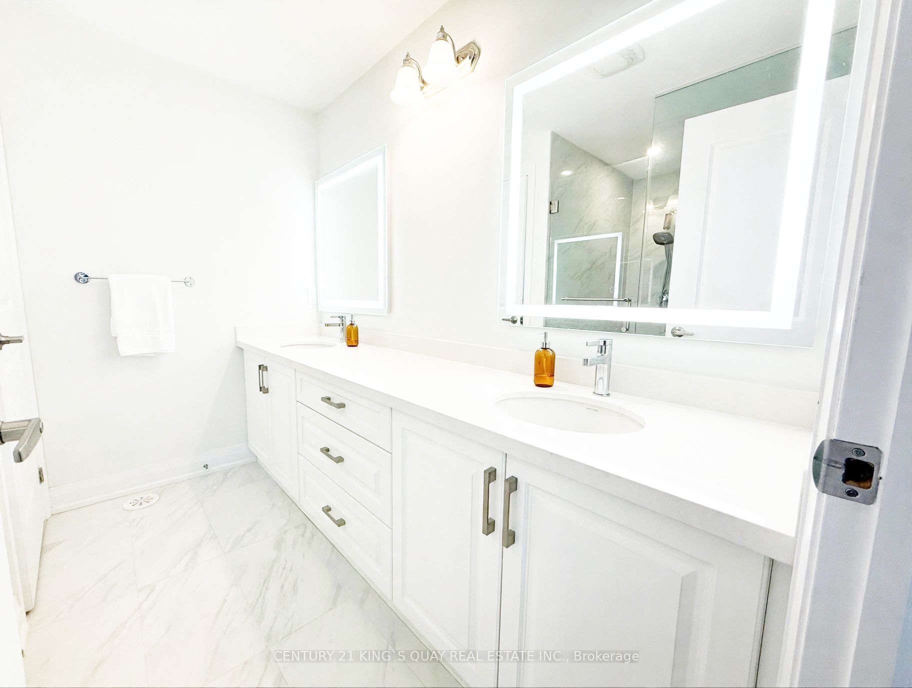 15 Maybank Lane Property Photo 12