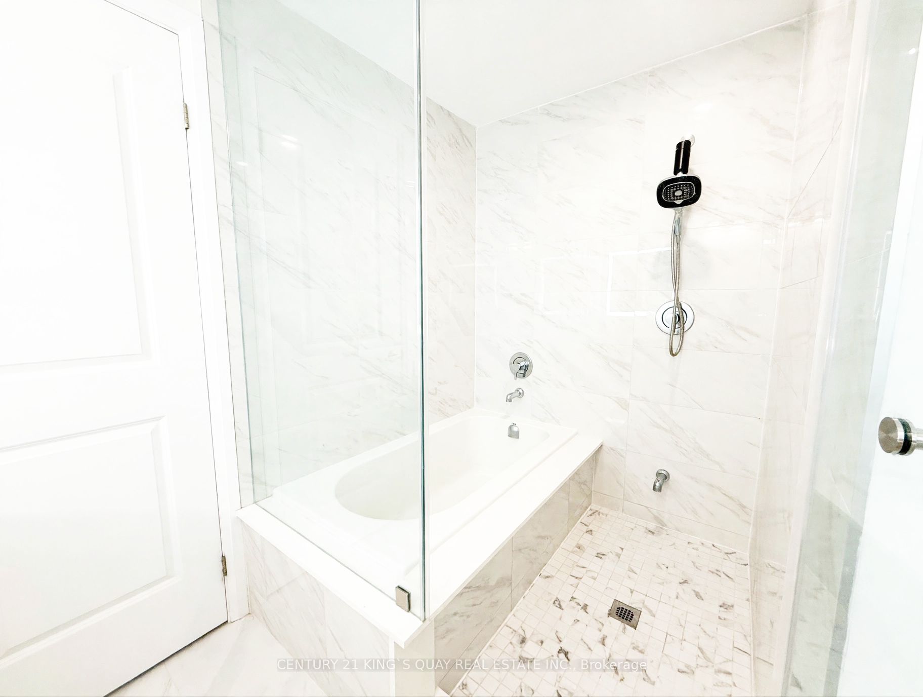 15 Maybank Lane Property Photo 13