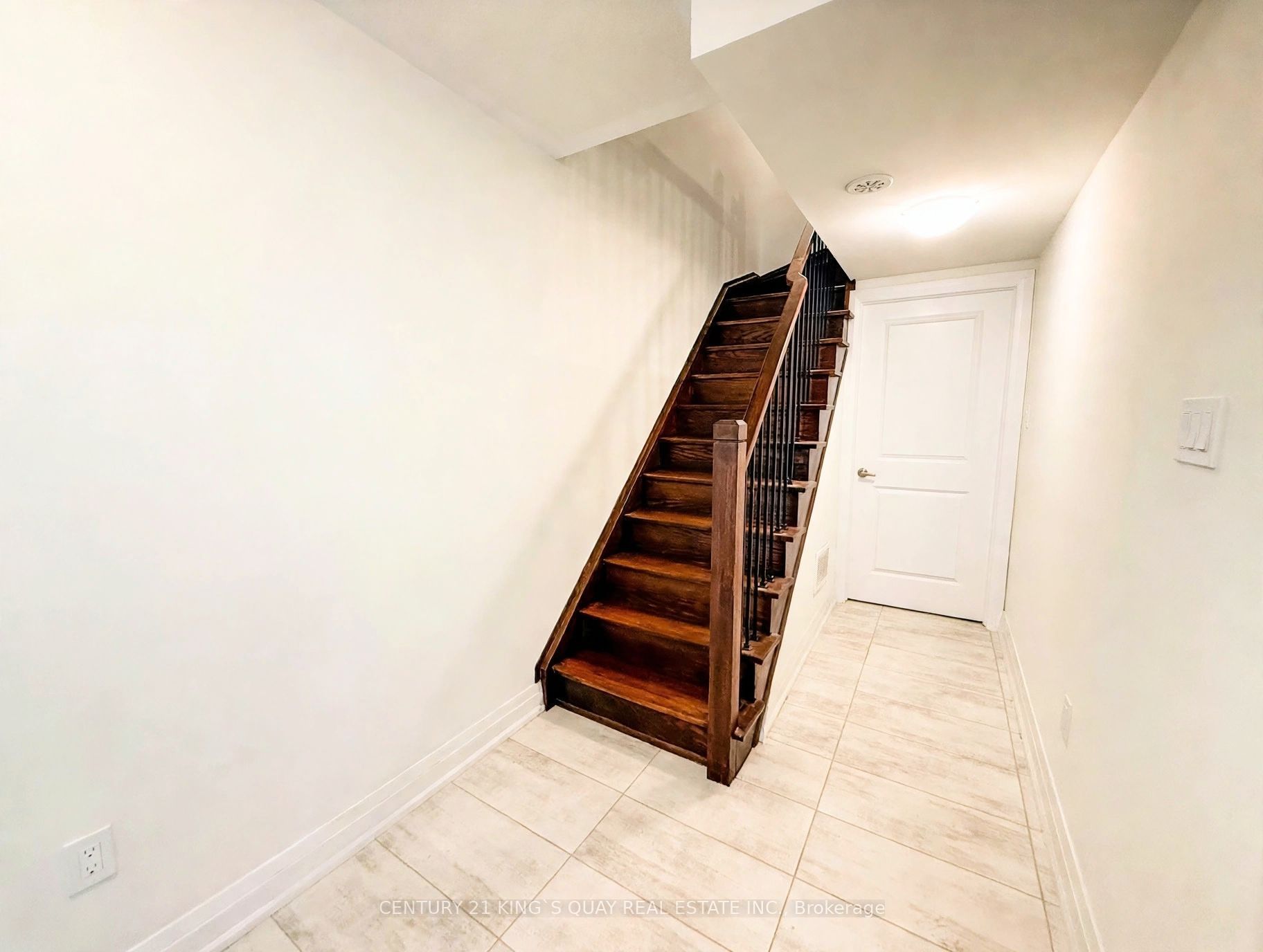 15 Maybank Lane Property Photo 18