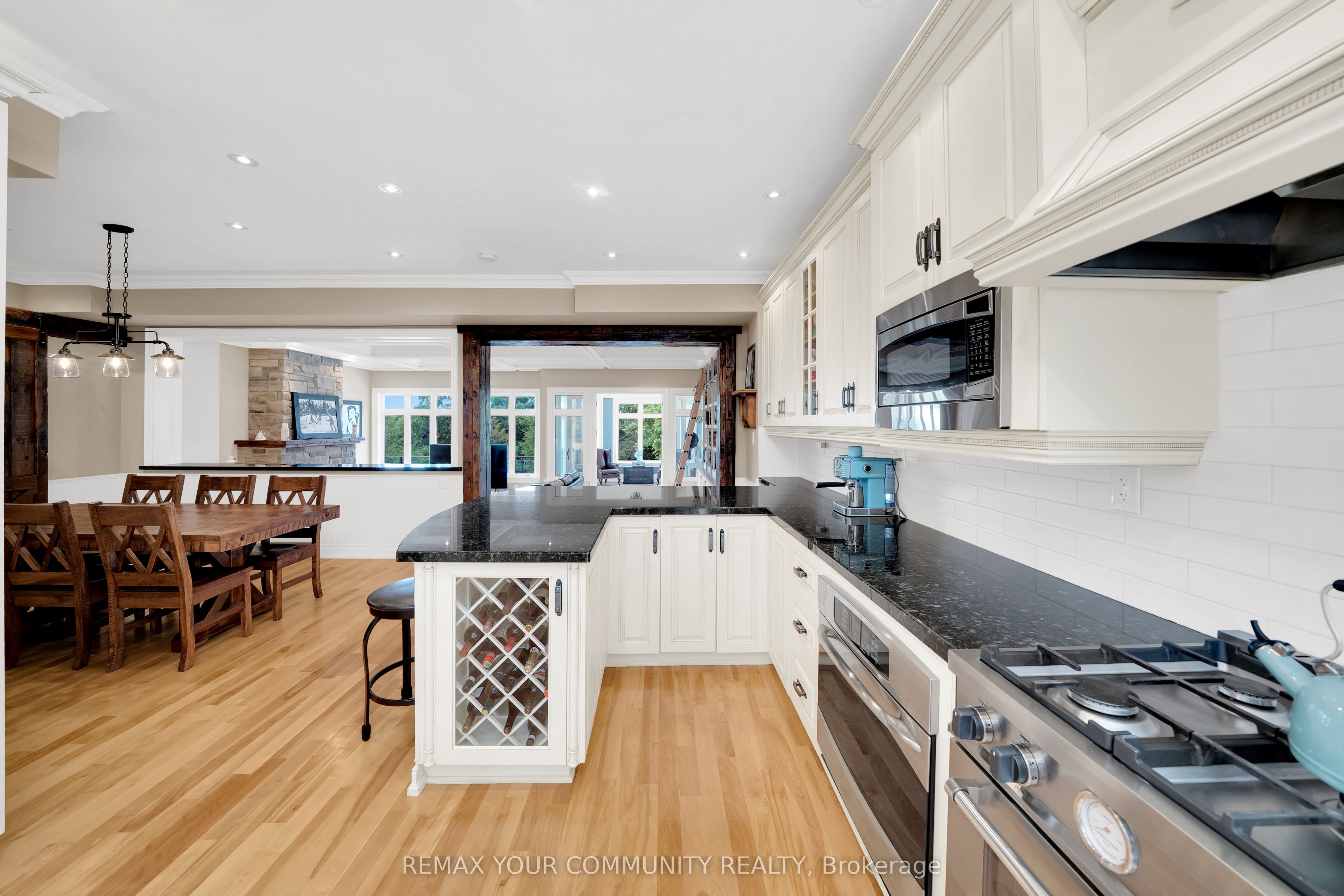 124 Elmpine Trail Property Photo 15