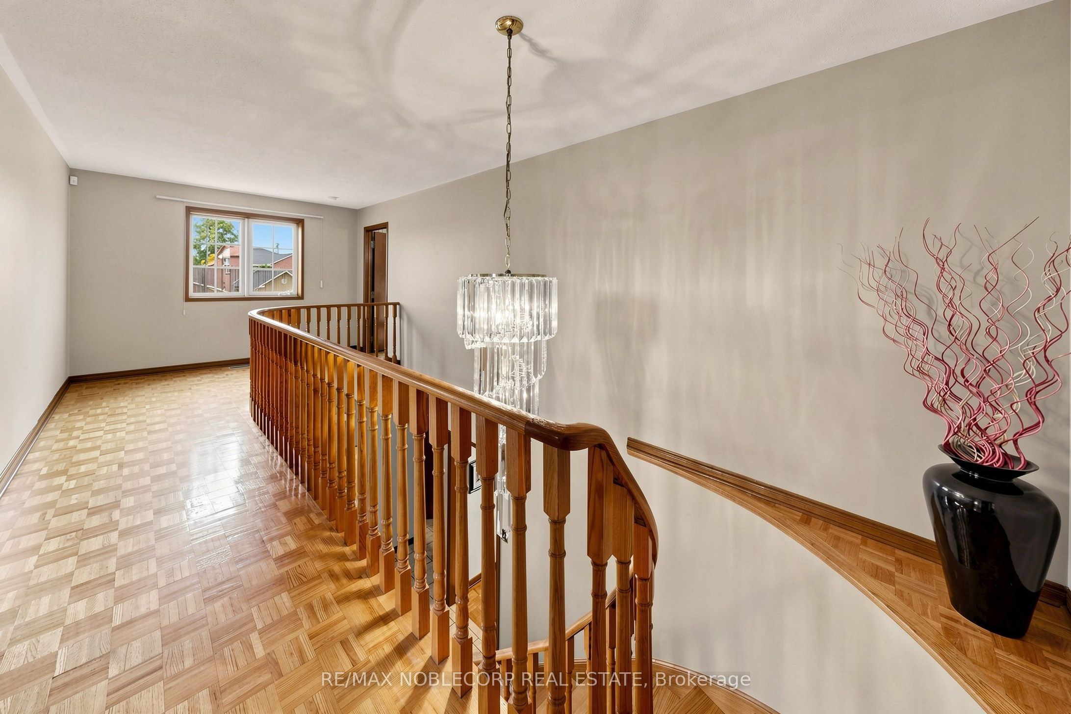162 Venetian Crescent Property Photo 19