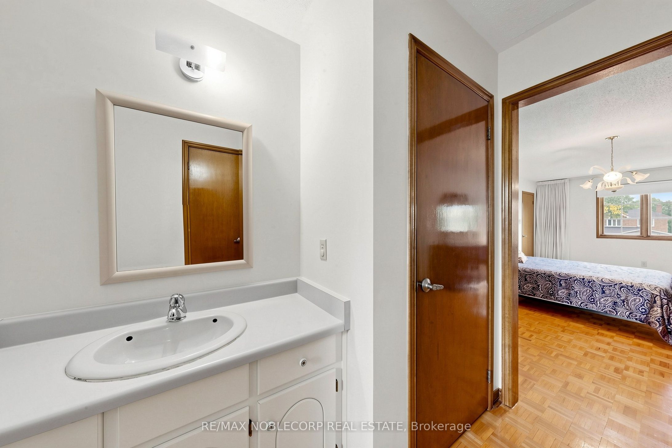 162 Venetian Crescent Property Photo 22