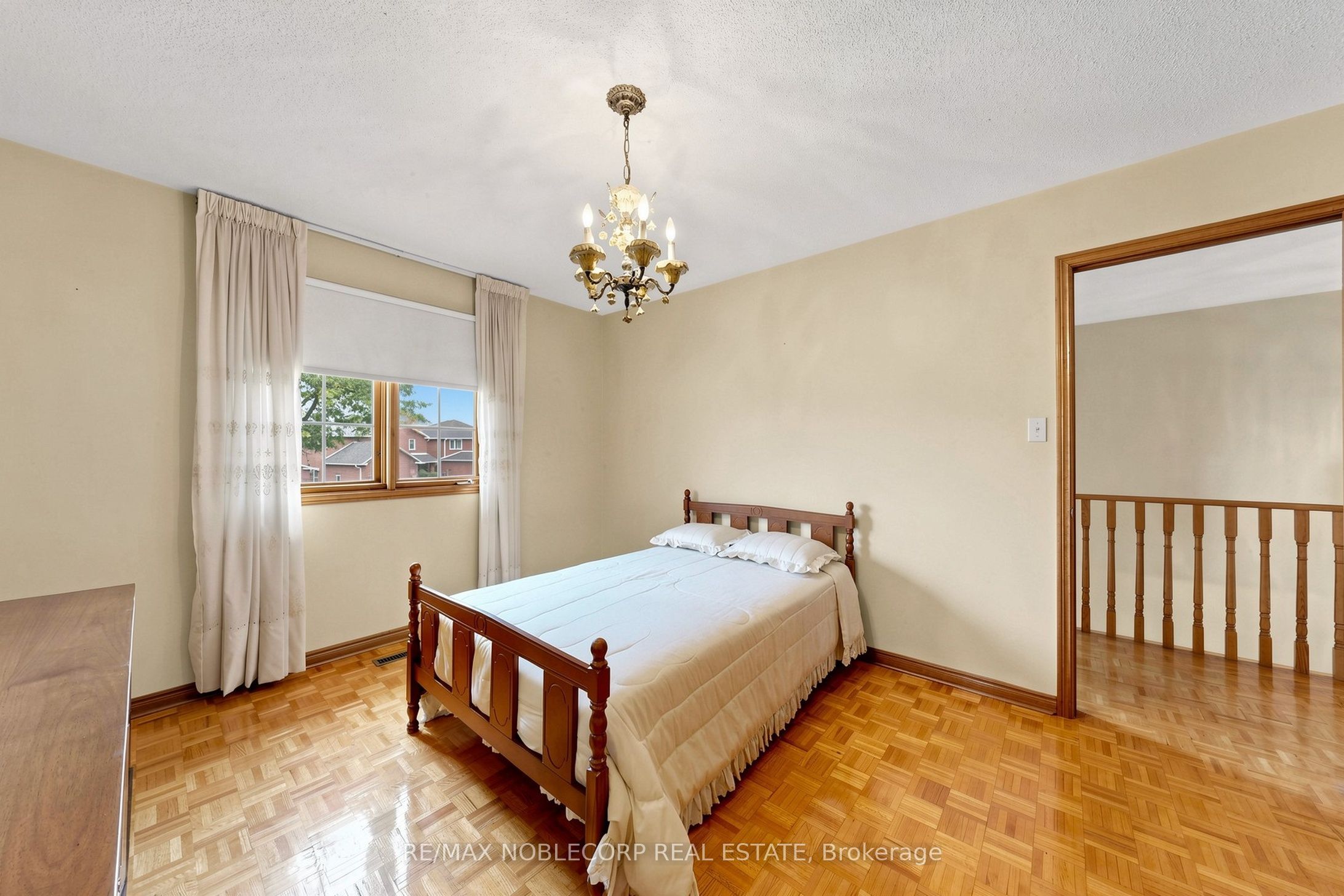 162 Venetian Crescent Property Photo 30