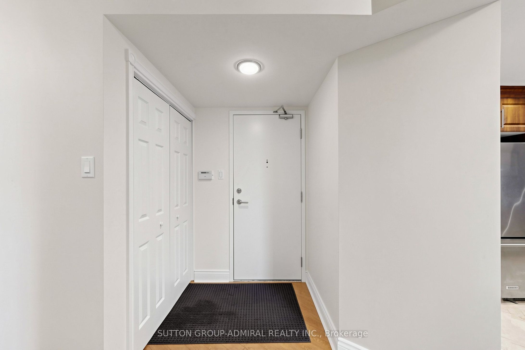 7460 Bathurst Street 806 Property Photo 31