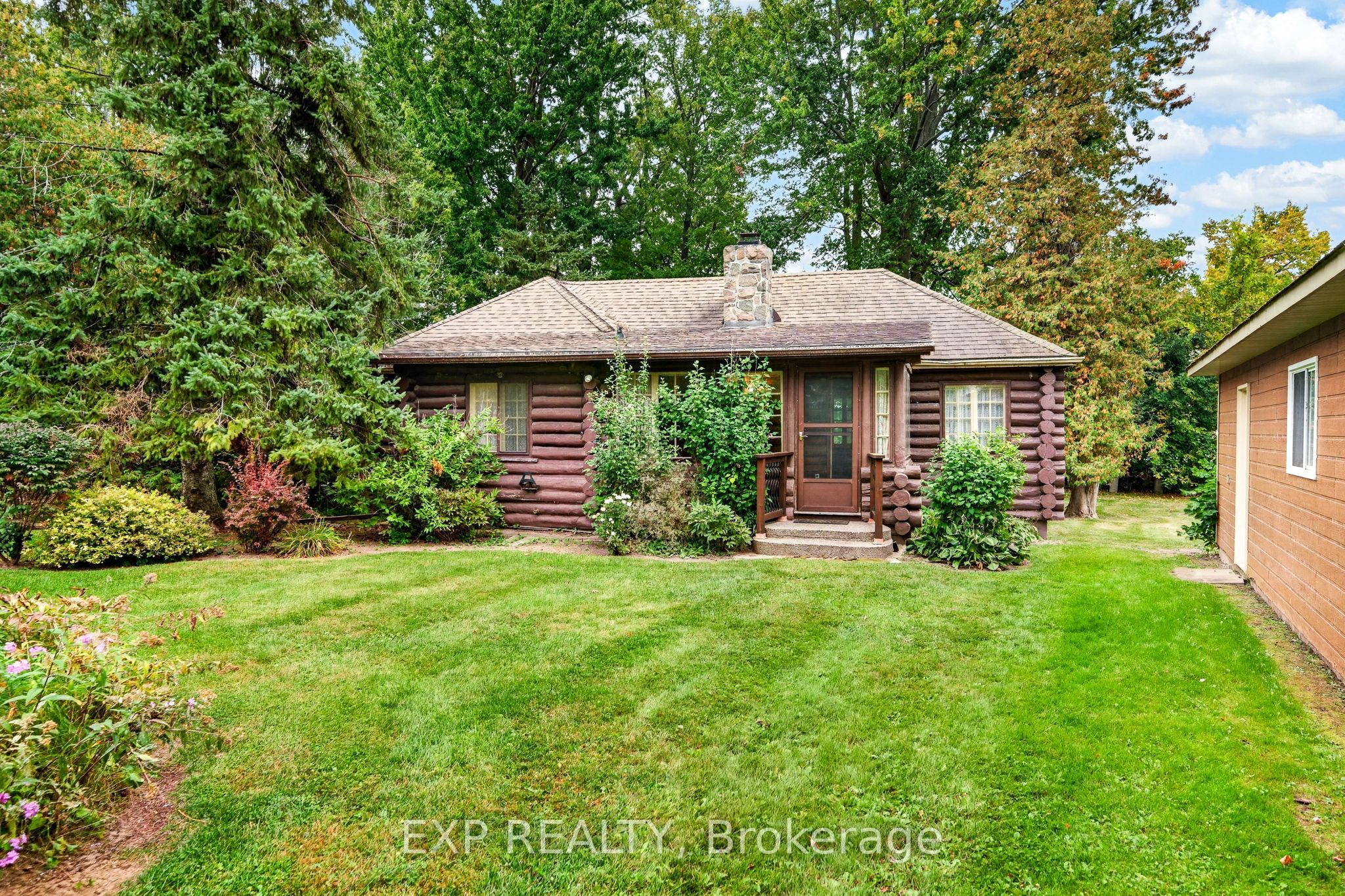 607 Duclos Point Road Property Photo 7