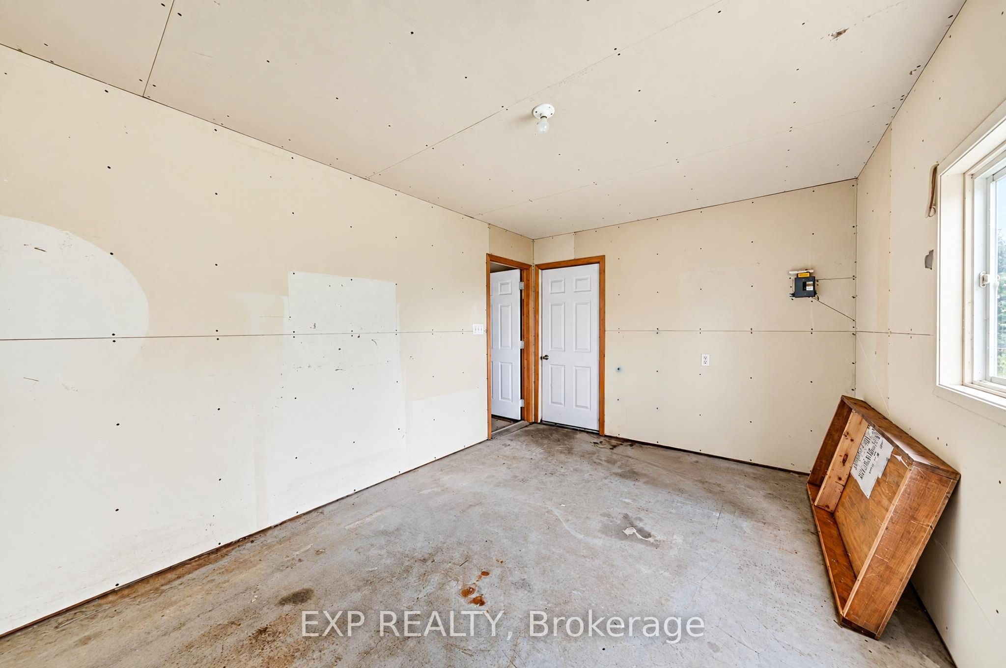 607 Duclos Point Road Property Photo 13