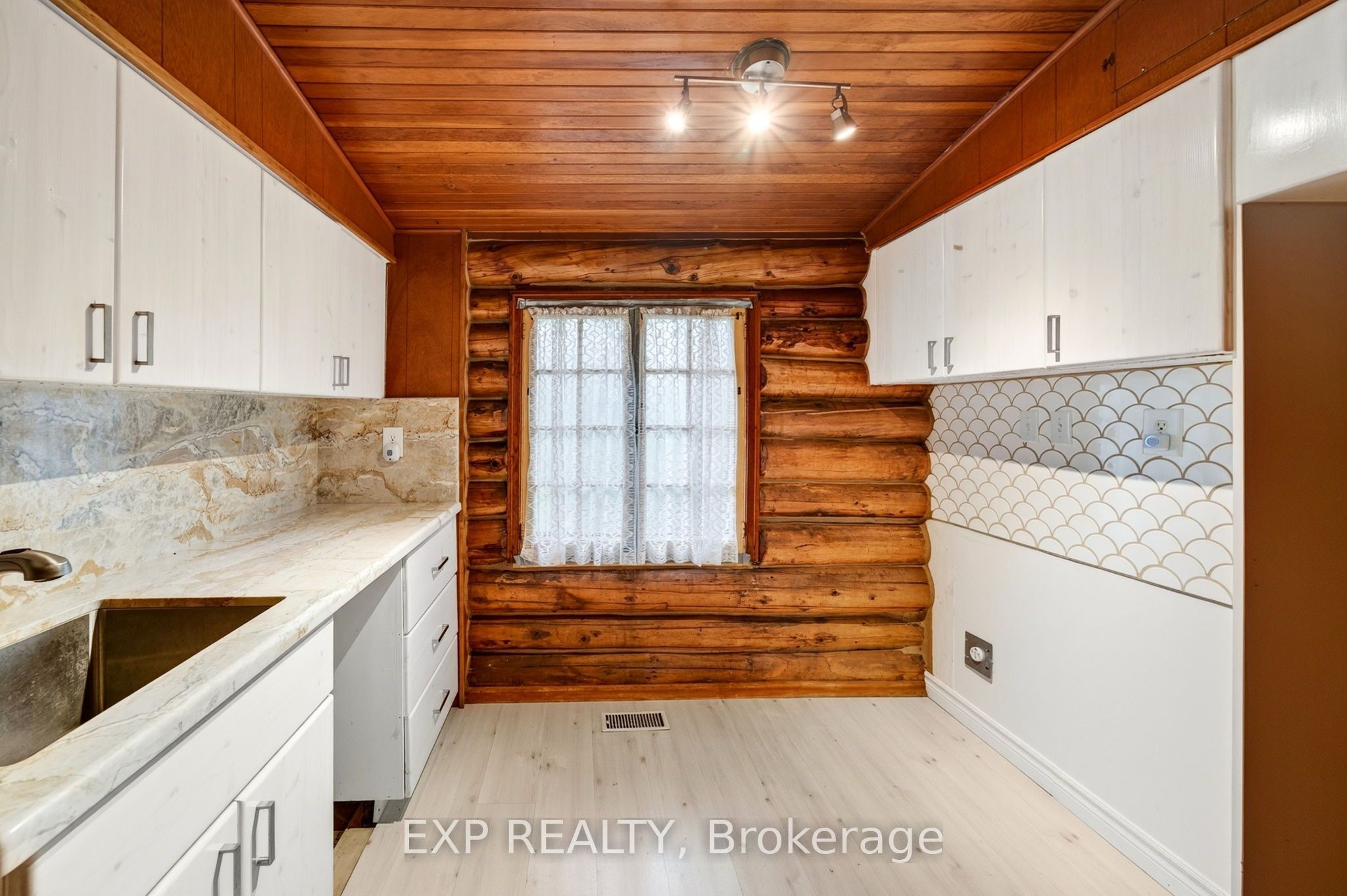 607 Duclos Point Road Property Photo 21