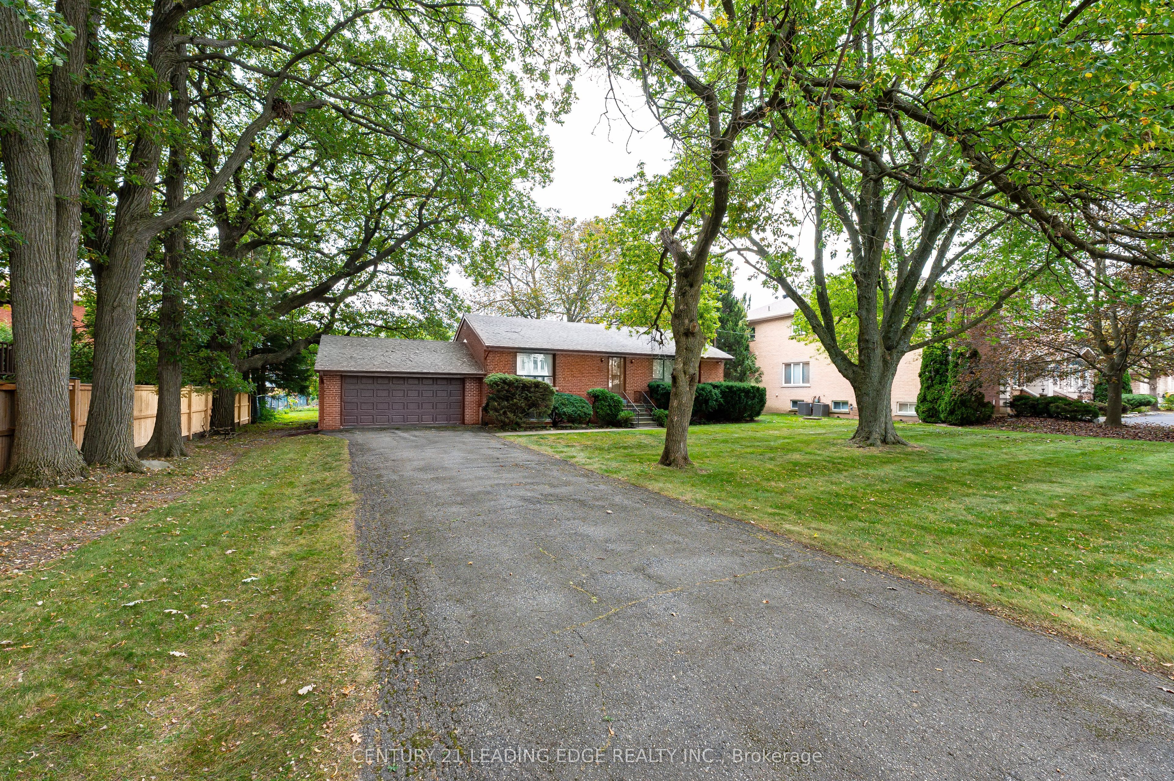 93 Lee Avenue Property Photo 2