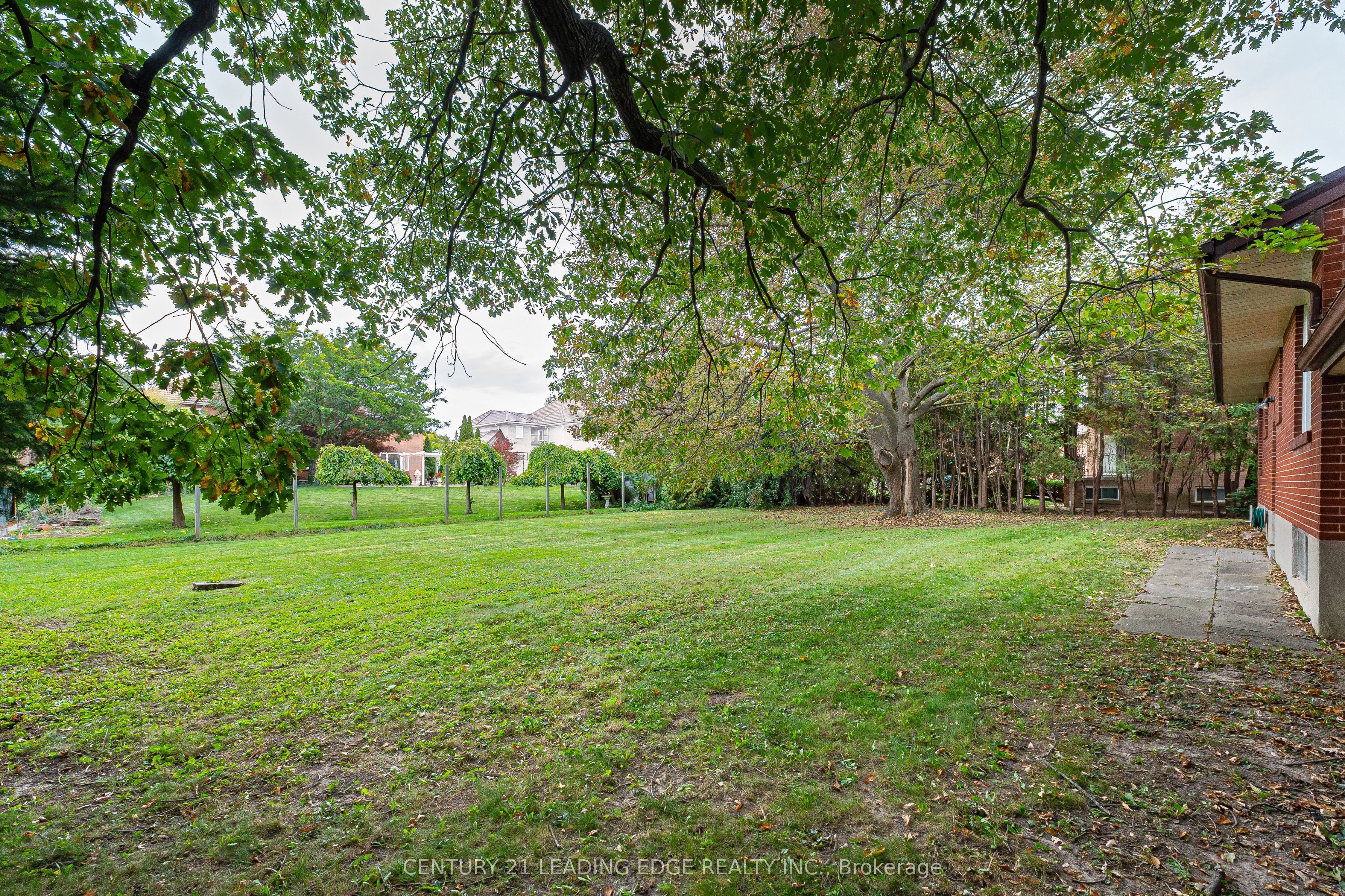 93 Lee Avenue Property Photo 13