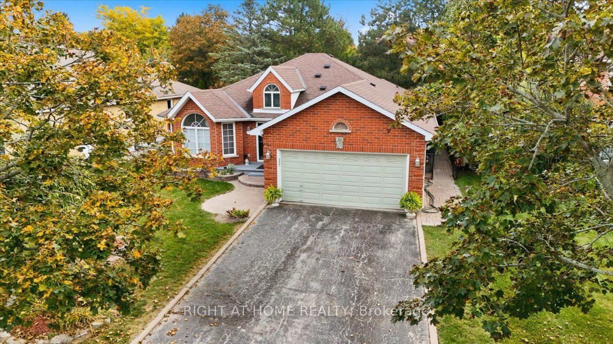 5 St John's Court Property Photo 4