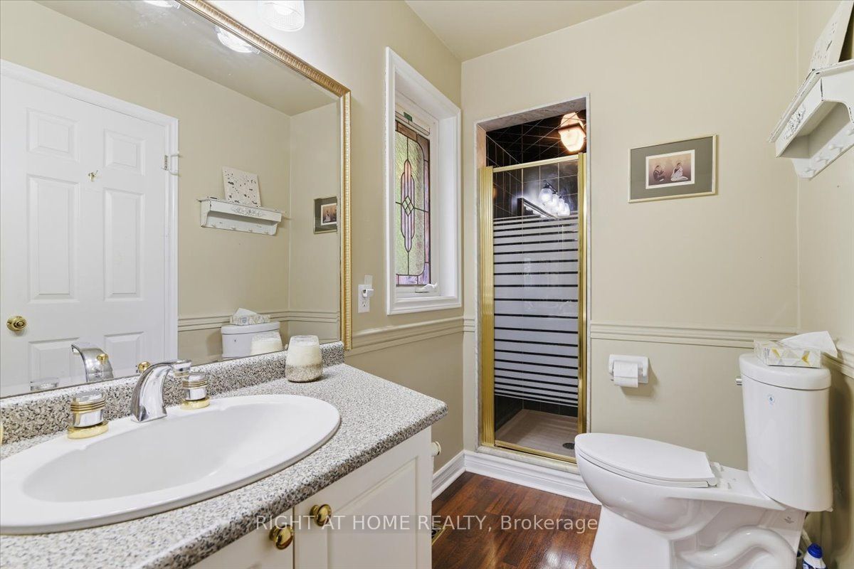 5 St John's Court Property Photo 23