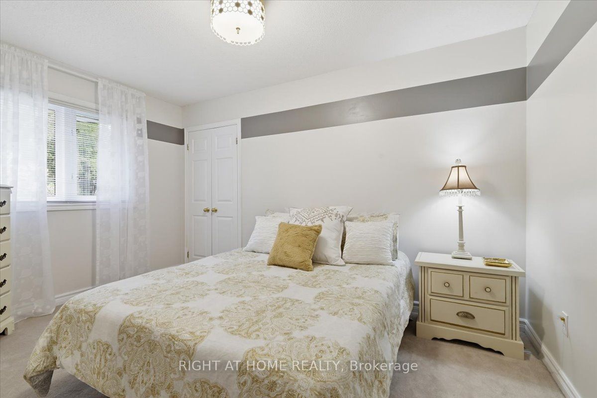 5 St John's Court Property Photo 24