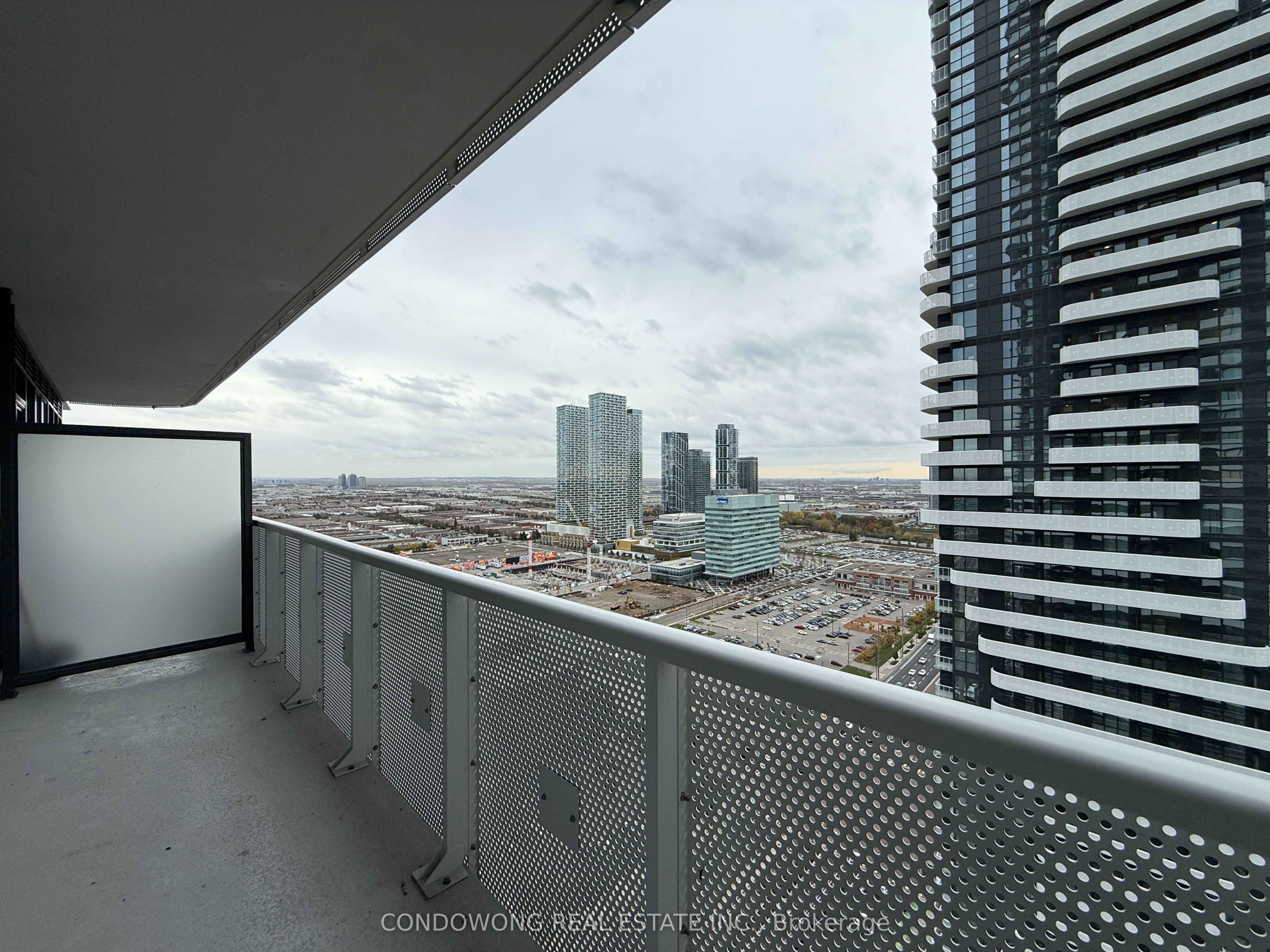 225 Commerce Street 3115 Property Photo 13
