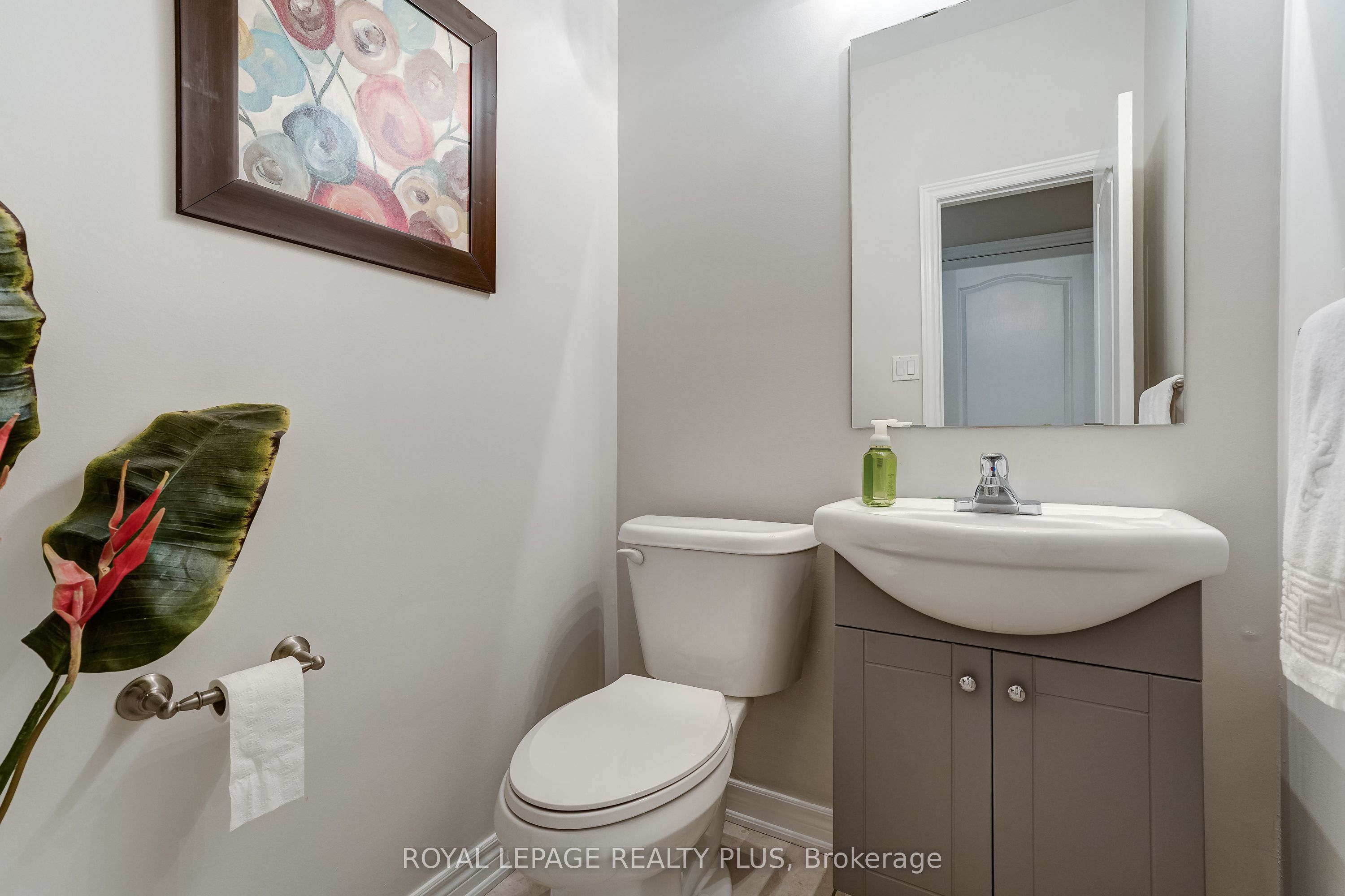172 Lauderdale Drive Property Photo 11