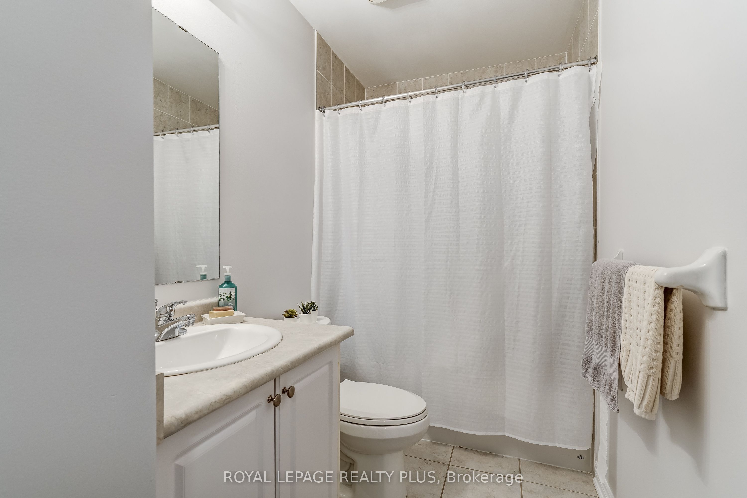 172 Lauderdale Drive Property Photo 14
