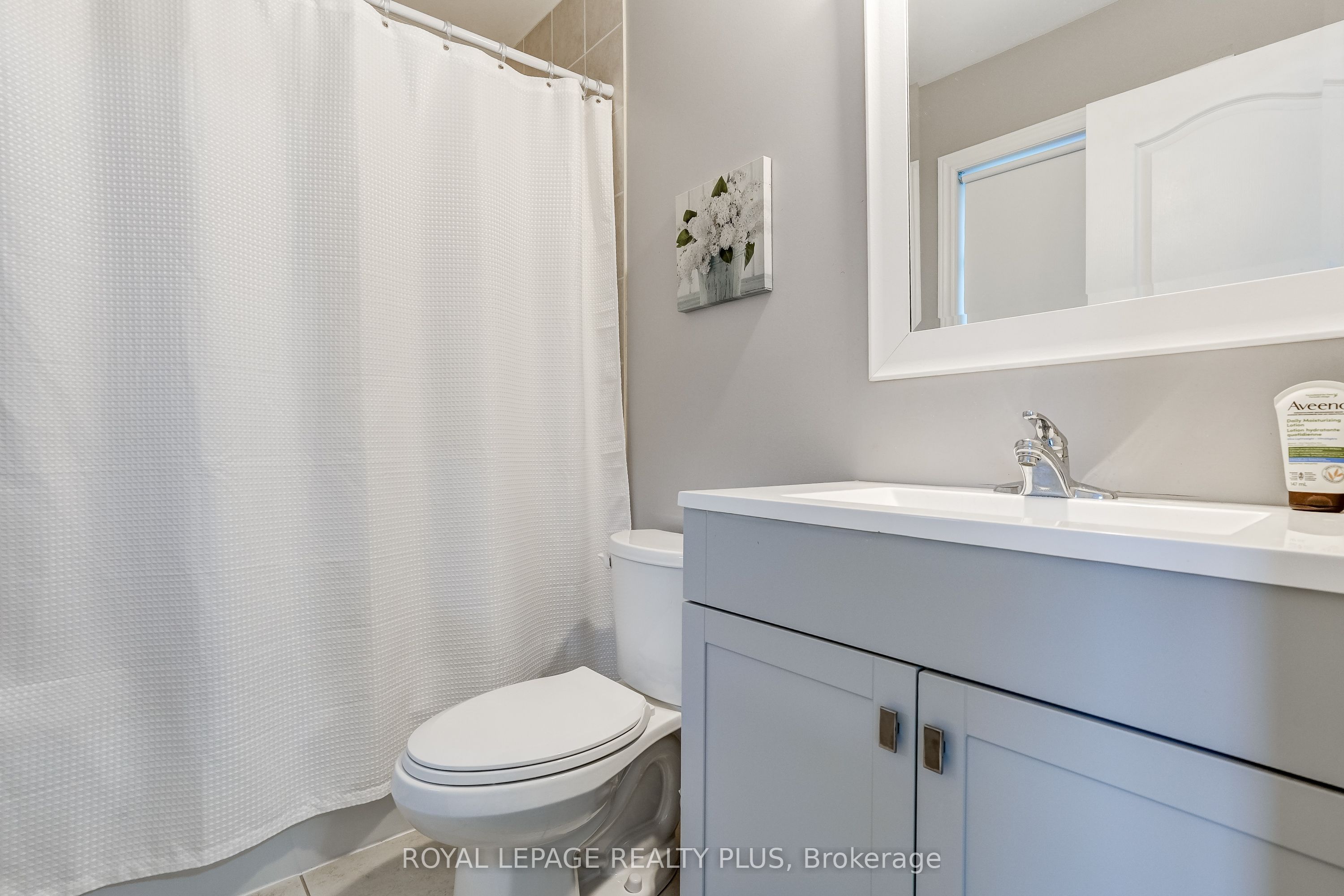 172 Lauderdale Drive Property Photo 17