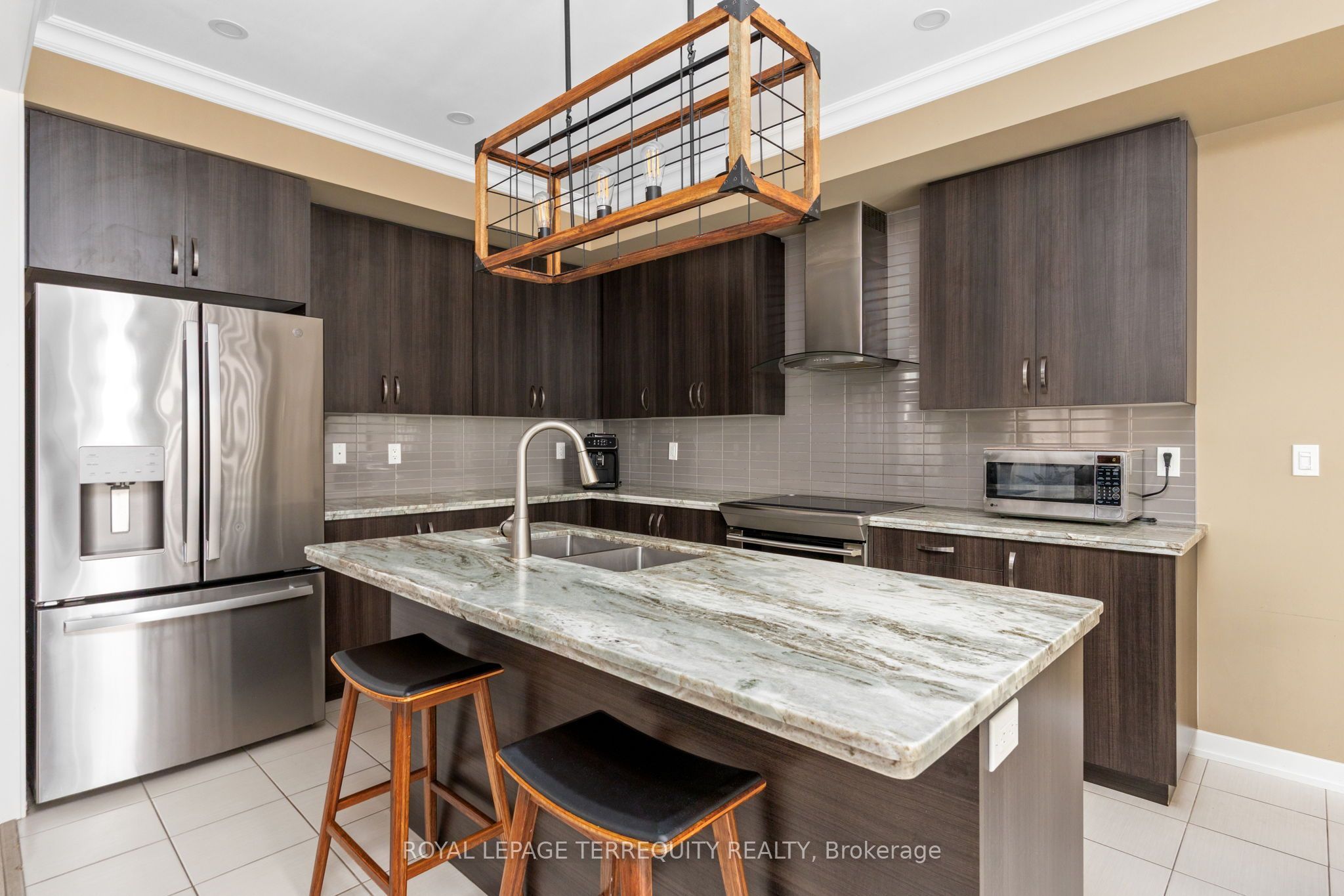 22 Harcourt Street Property Photo 10