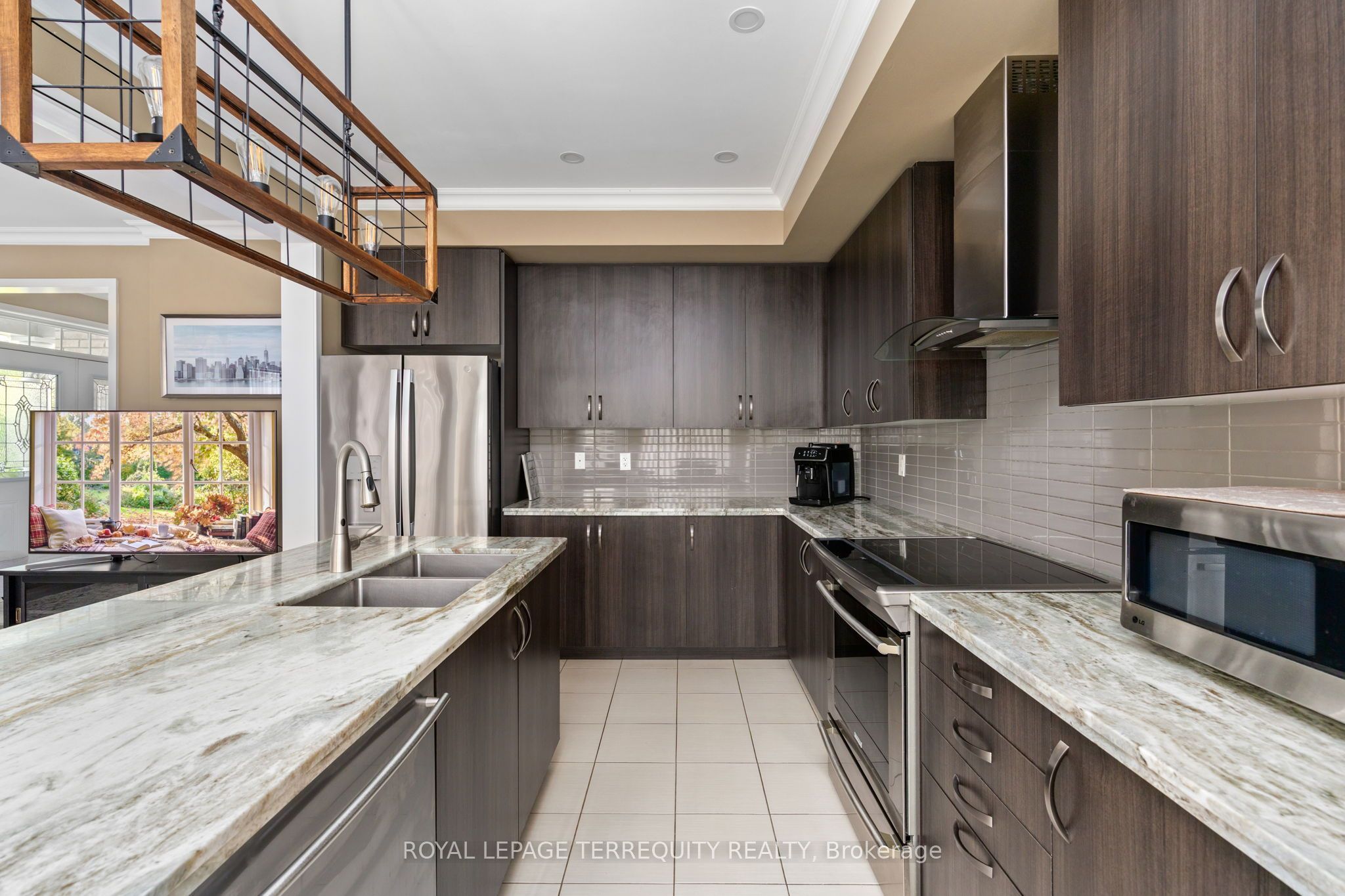 22 Harcourt Street Property Photo 11