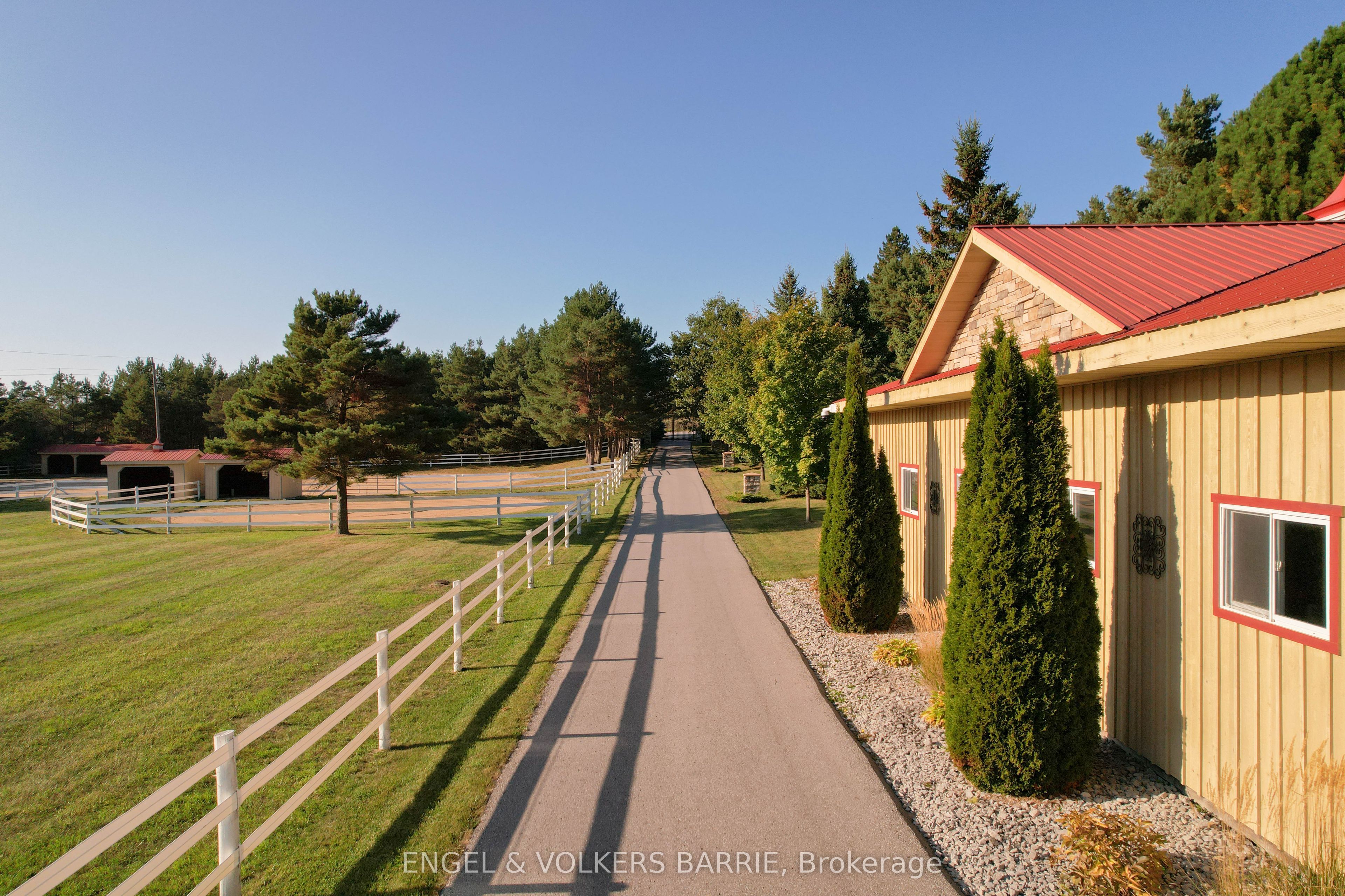 419 Goodwood Road Property Photo 4