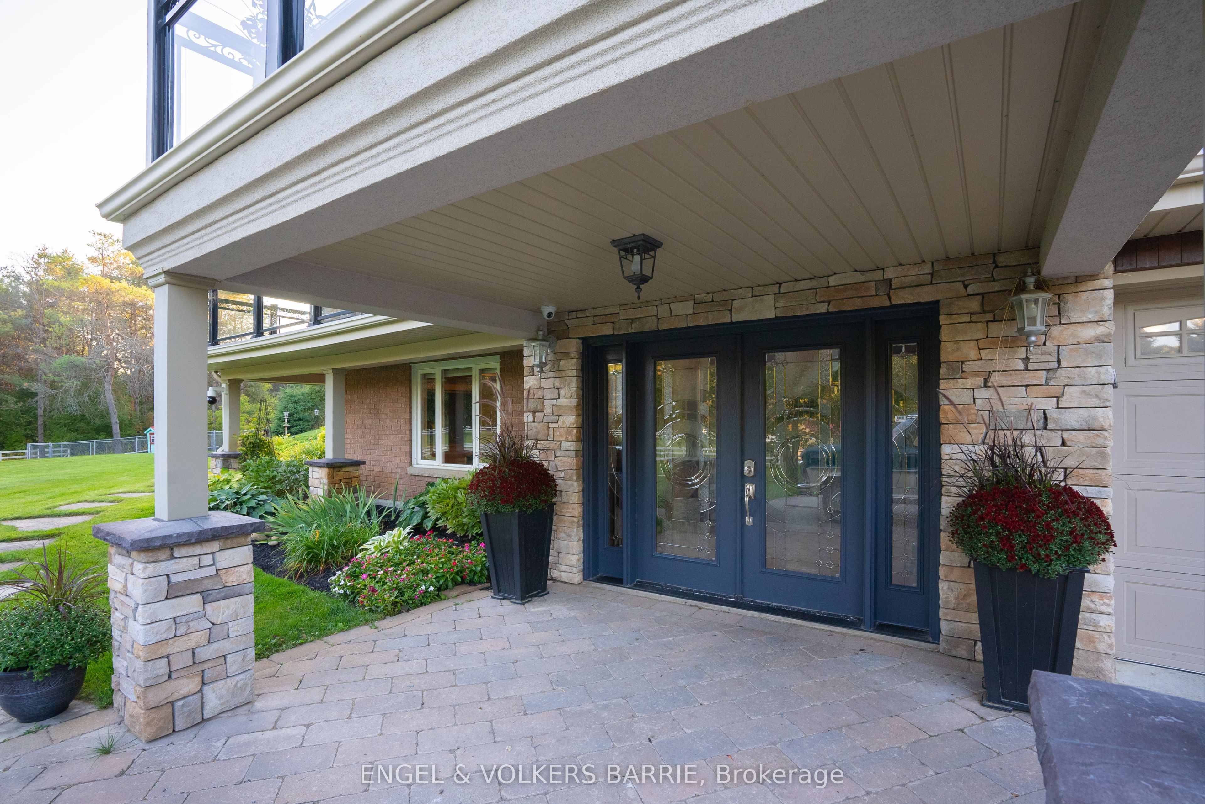 419 Goodwood Road Property Photo 7