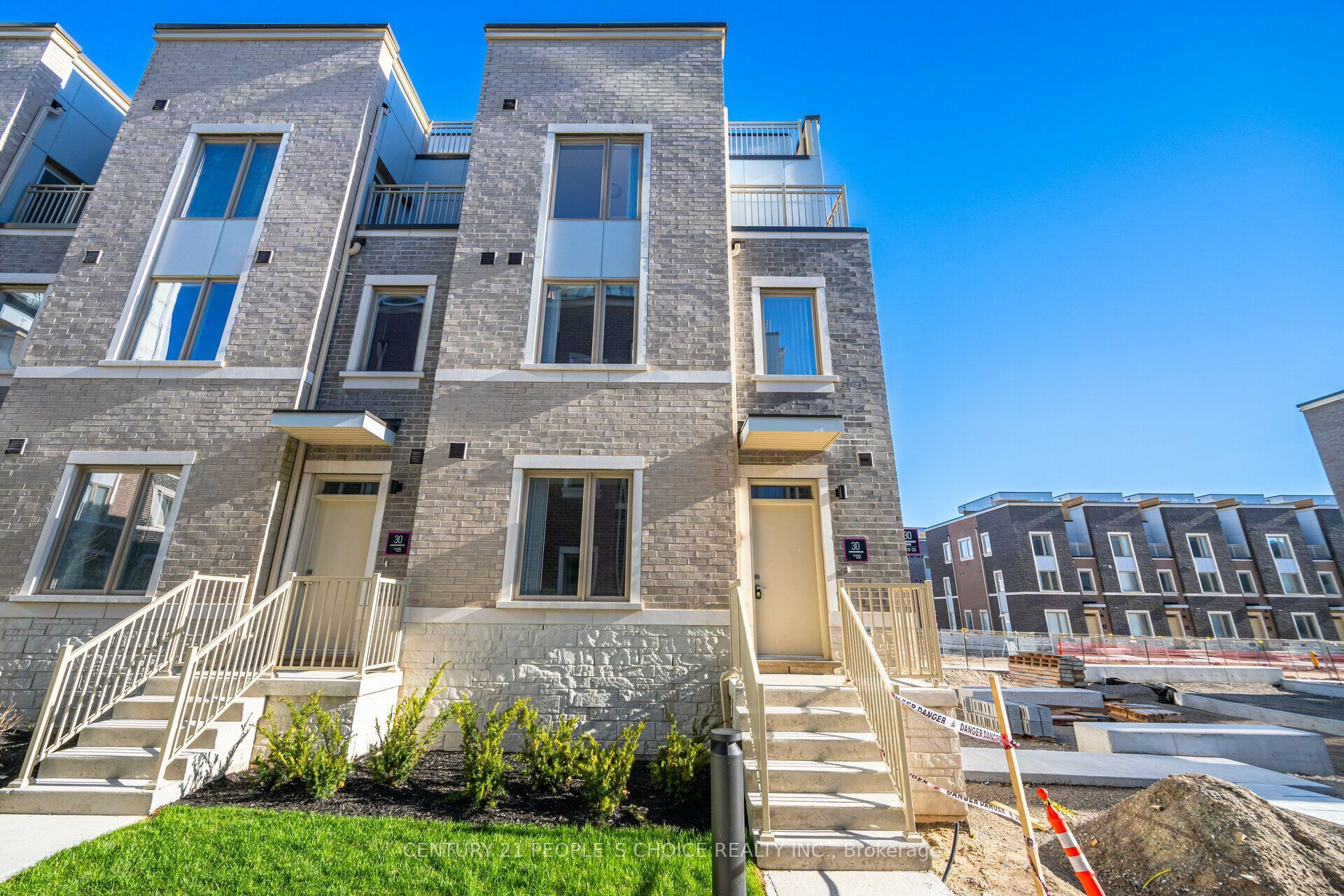 30 Almond Blossom Mews 126 Property Photo 1