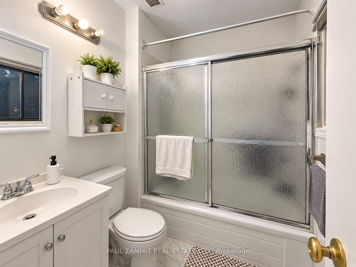58 Morgan Avenue 2 Flr Property Photo 7