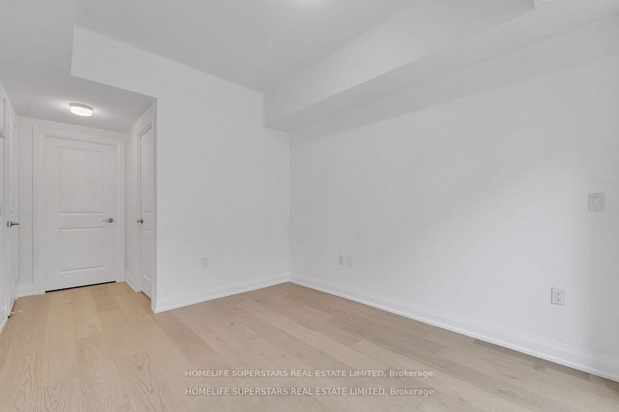 5299 Highway 7 Street C-302 Property Photo 10