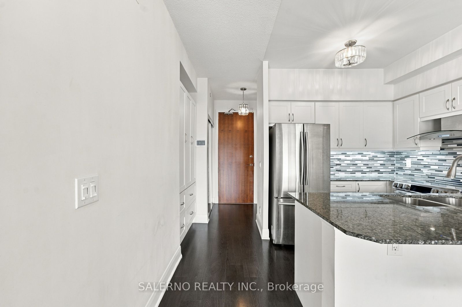 4700 Highway 7 319 Property Photo 6