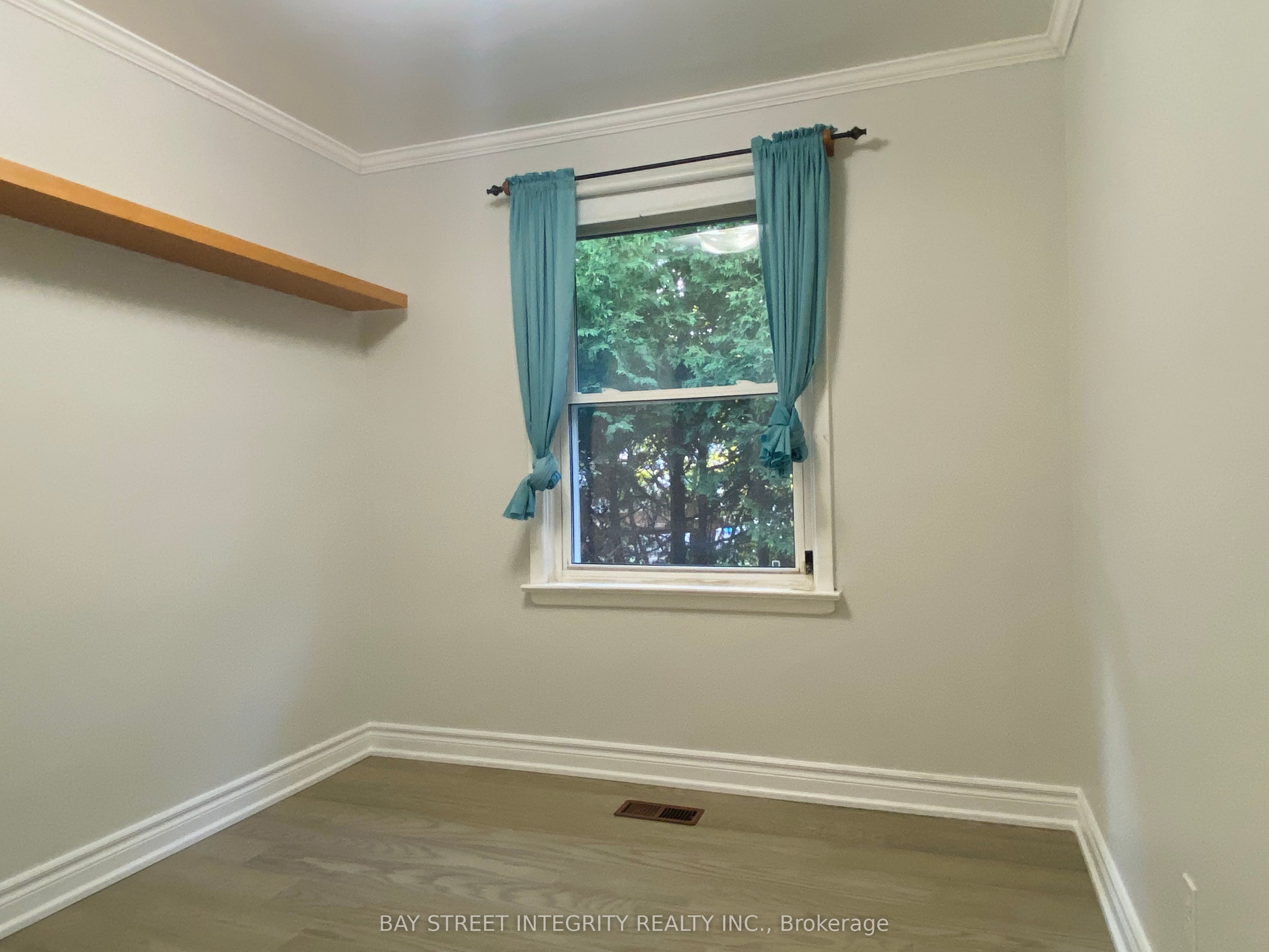 207 Maple Avenue Property Photo 12