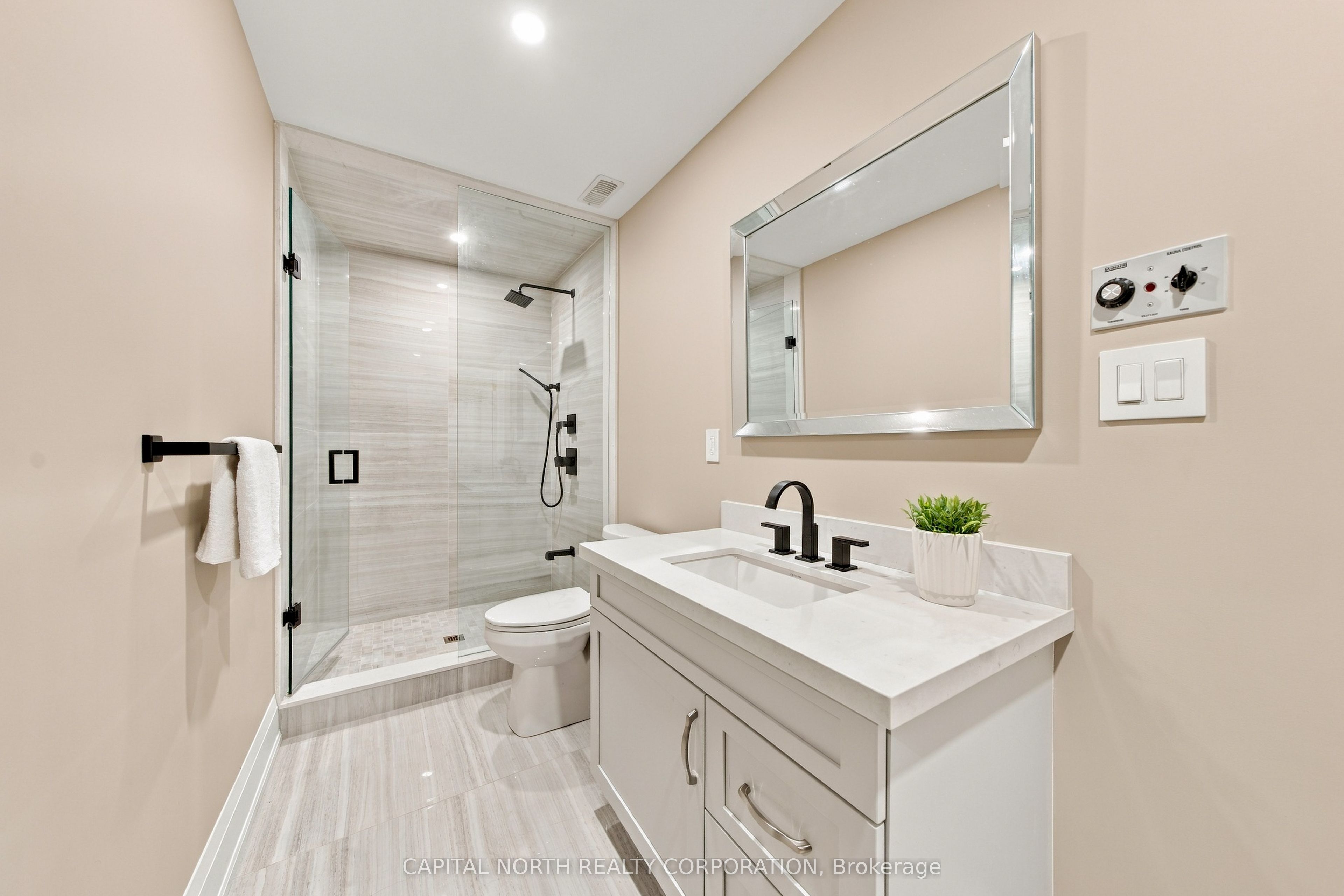 52 Mike Boshevski Court Property Photo 40