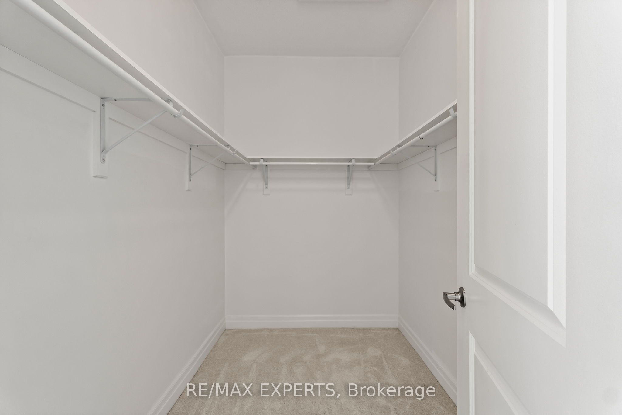 17 Red Rose Lane Property Photo 25