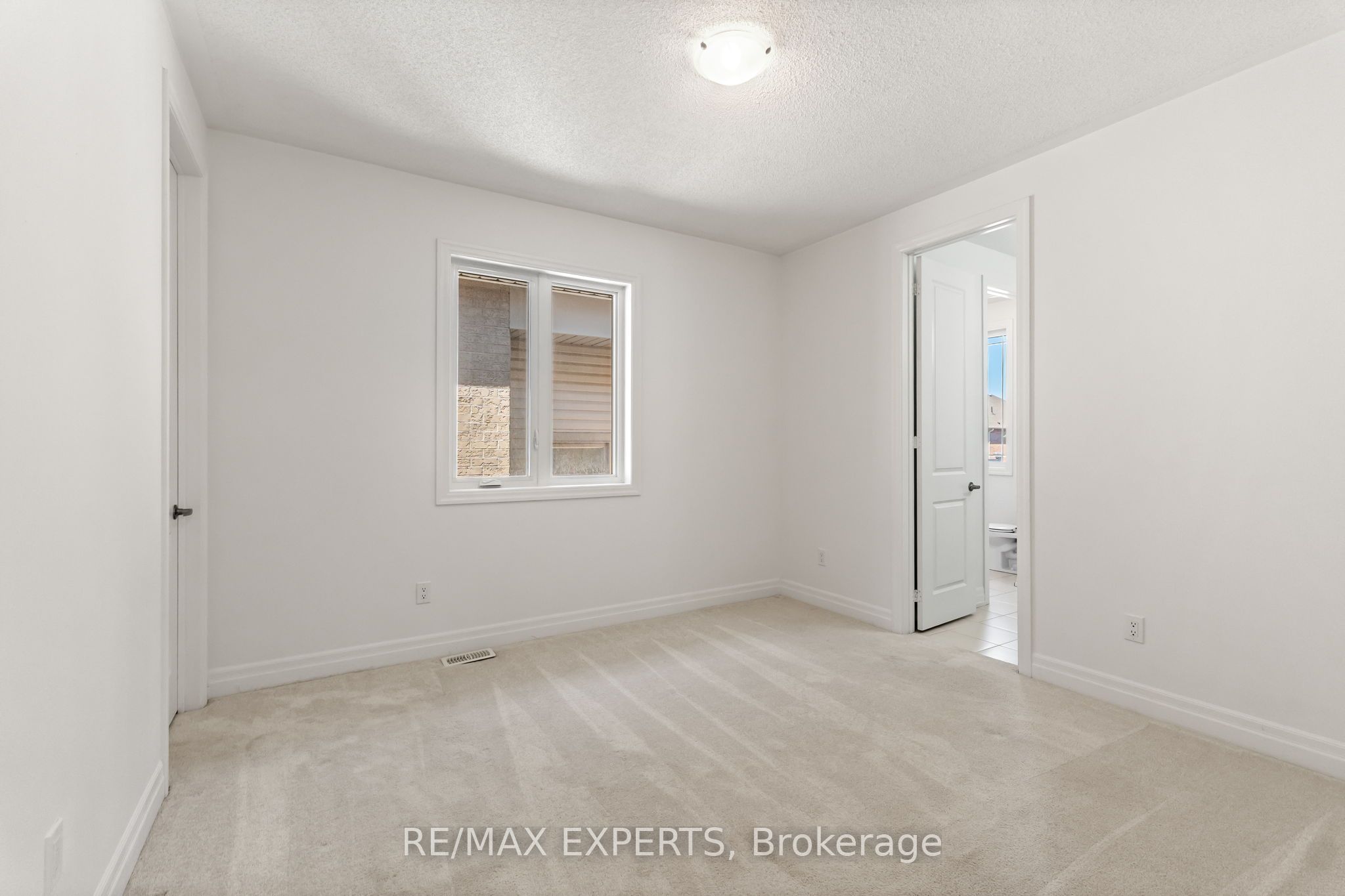 17 Red Rose Lane Property Photo 29